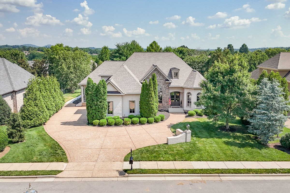 9710 Onyx Ln