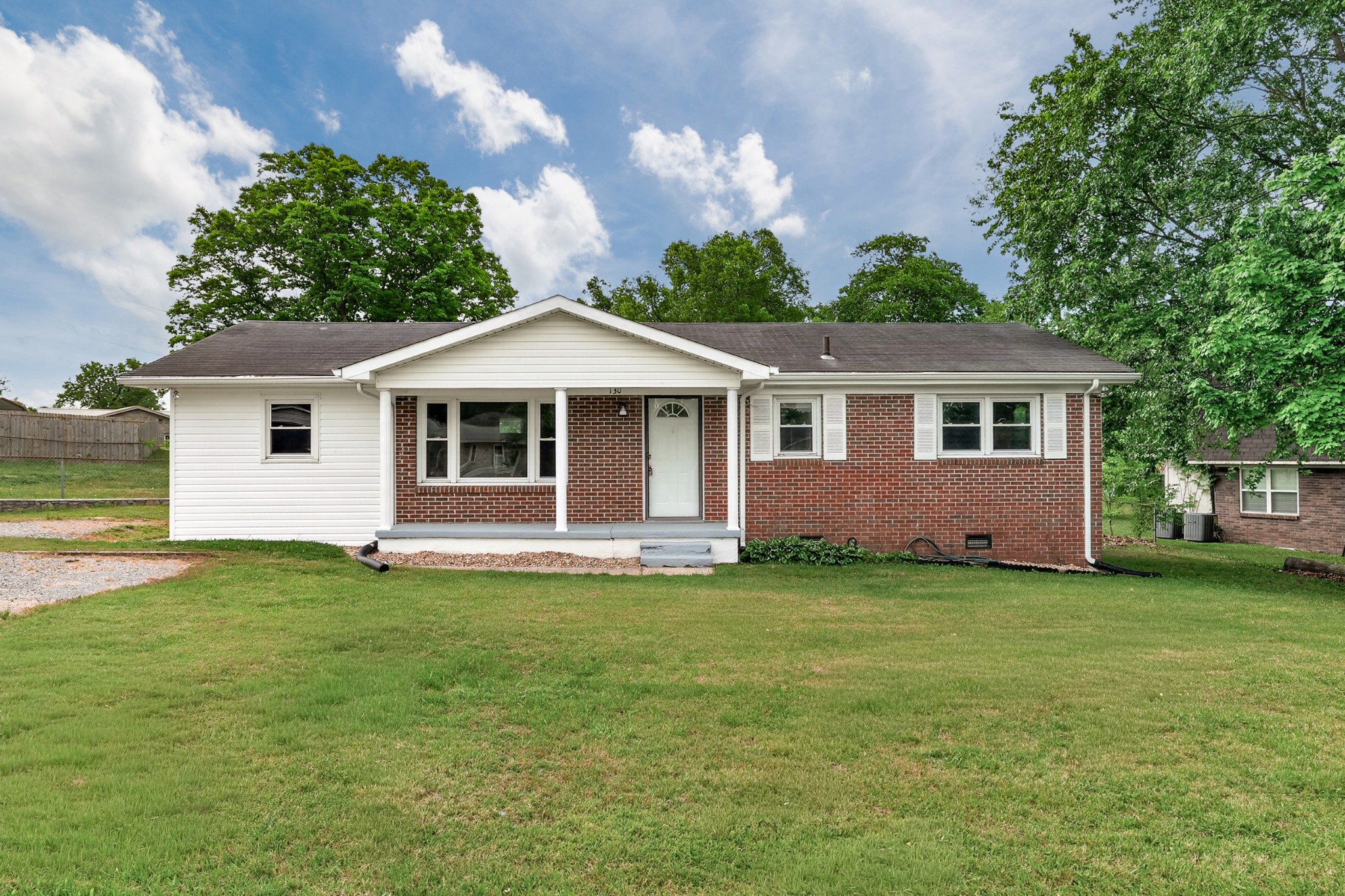 130 Circle Dr
