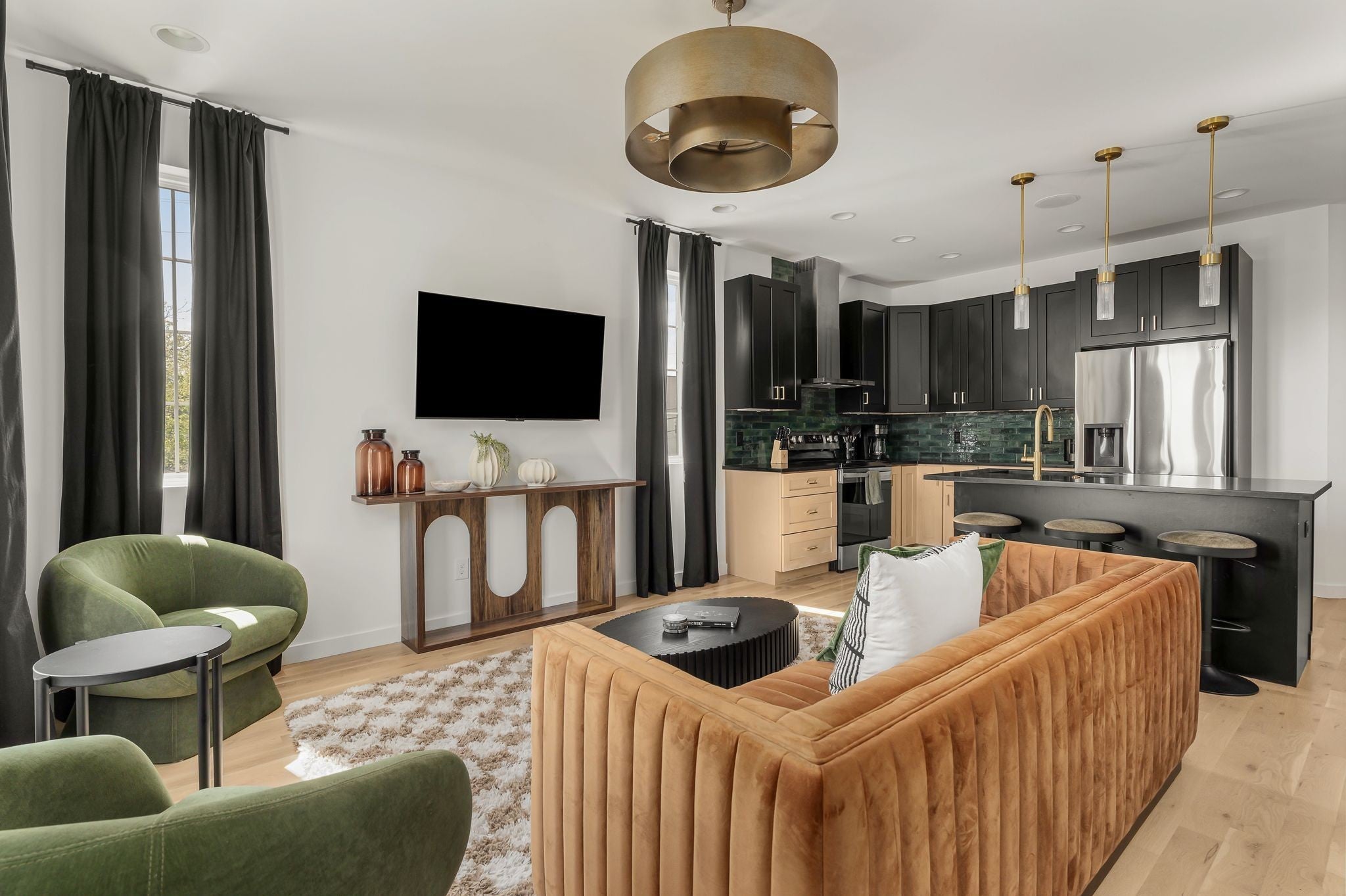 3-bed listing at 2000 S Hamilton Rd 17, Nashville