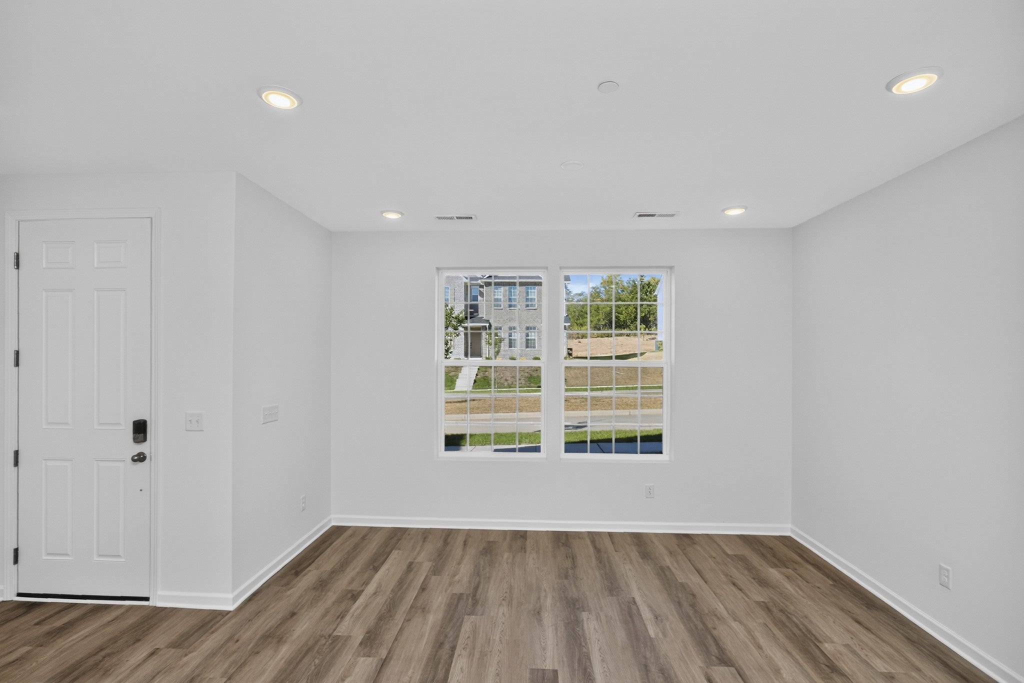 327 Lynwood Station Boulevard