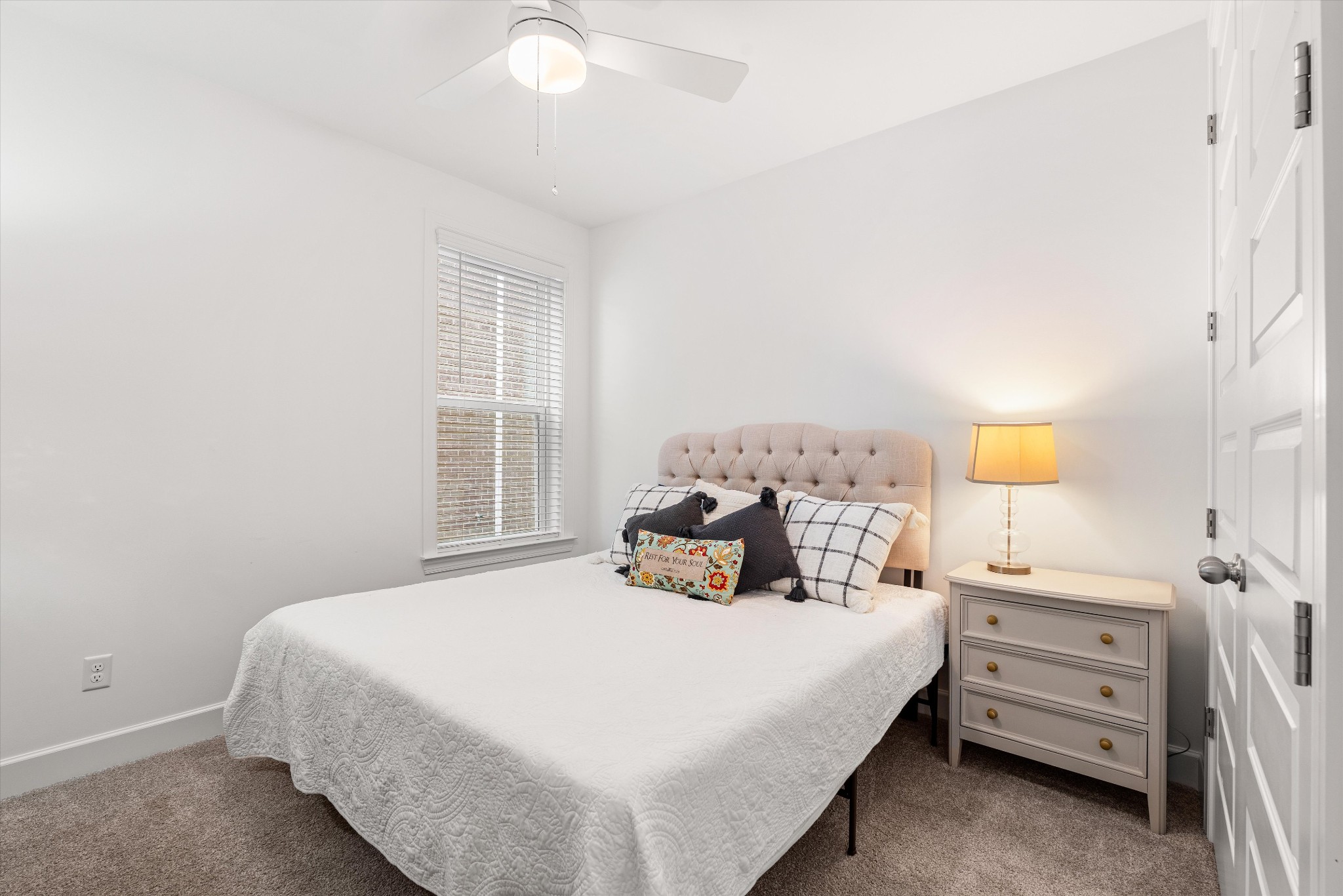 4020 Willow Belle Dr