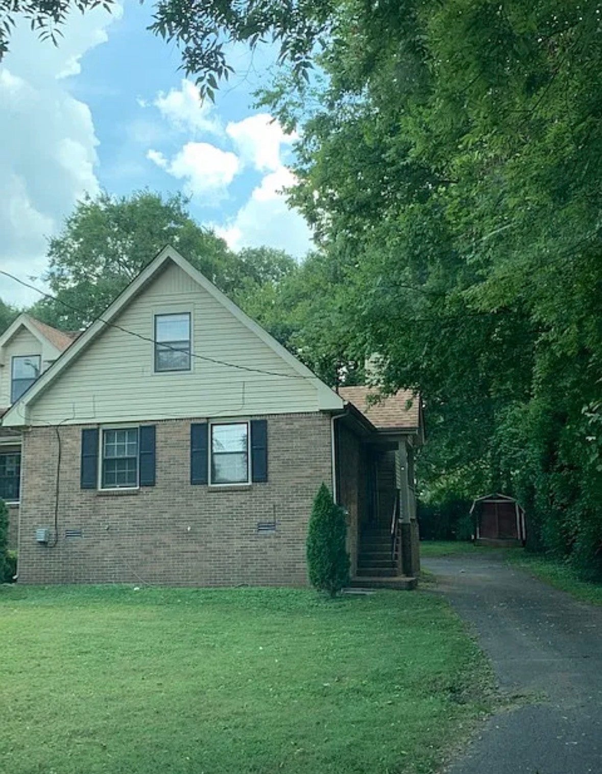 3.0-bed rental at 3118 Windemere Circle B