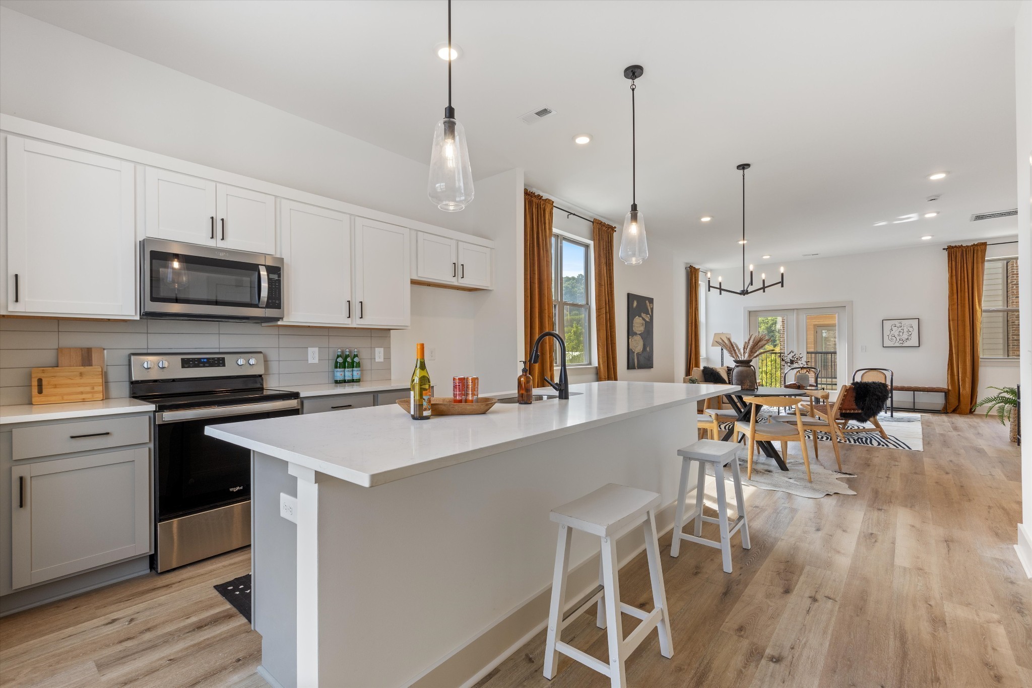 7341 Charlotte Pike 110