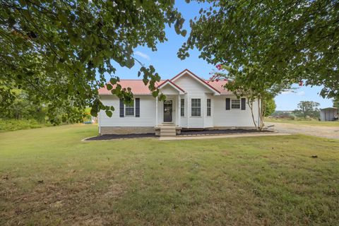 6070 Cook Rd Orlinda TN 37141