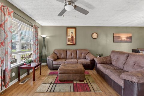 Photo of 104 Ezell Ct, Portland, TN 37148 (MLS # 3168539)