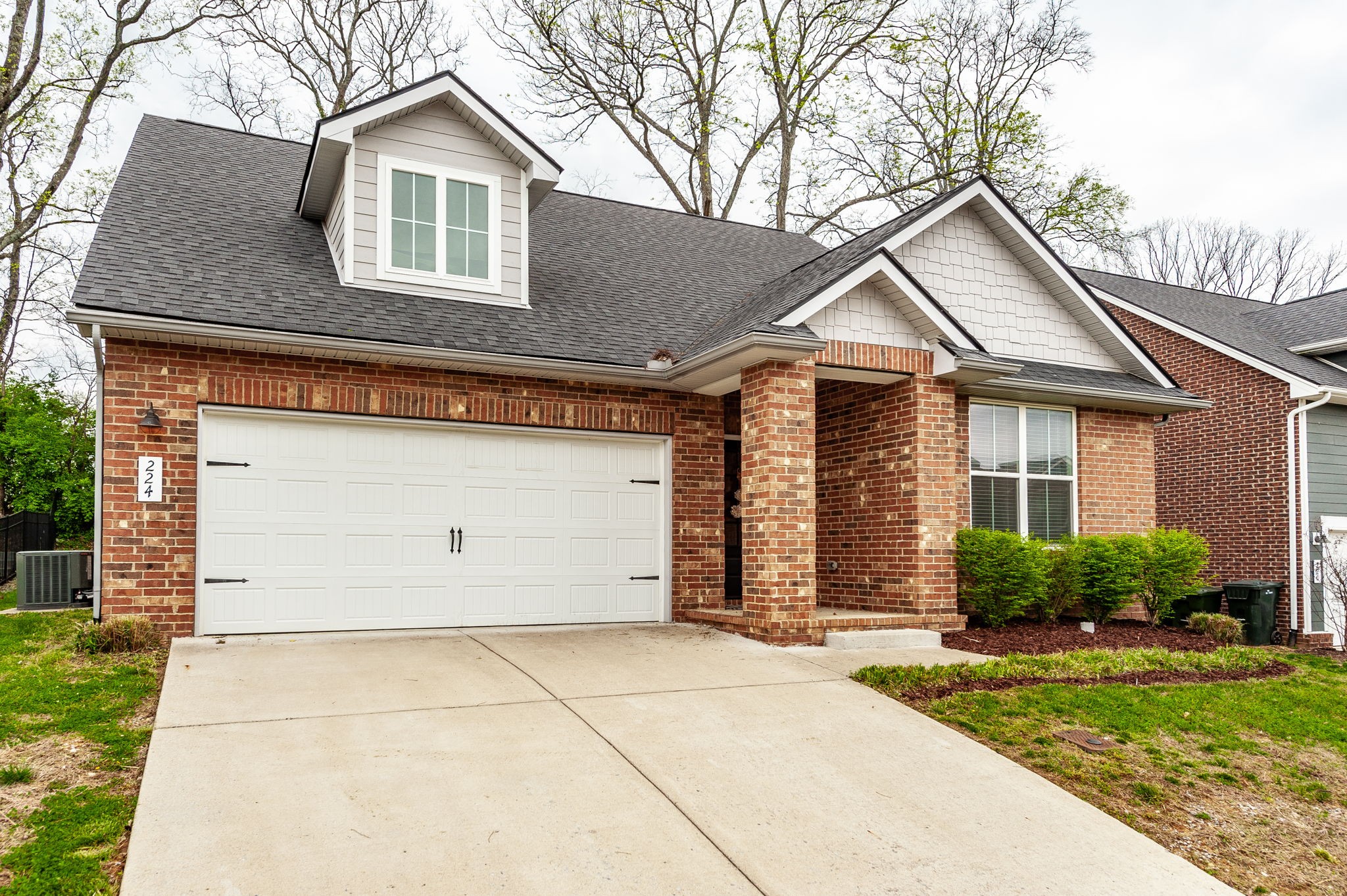224 Griffin Ln