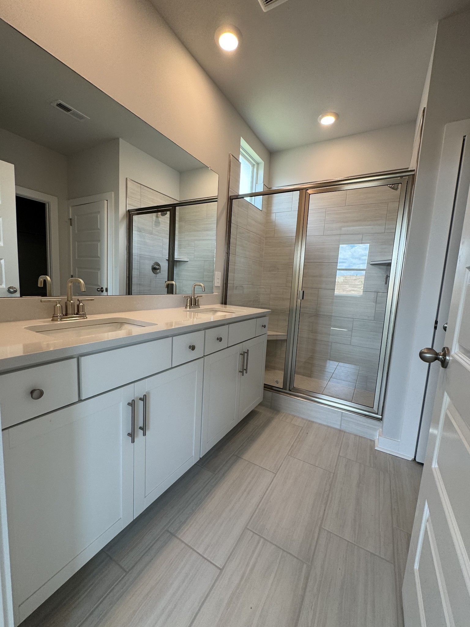 320 Apollo PVT Way