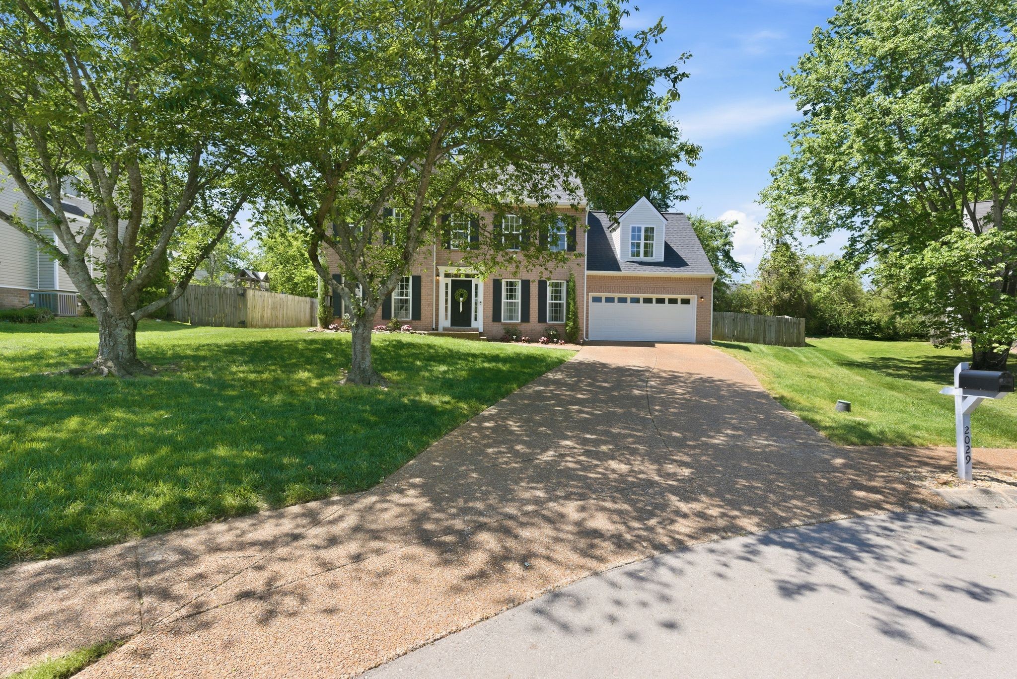 2029 Trenton Dr