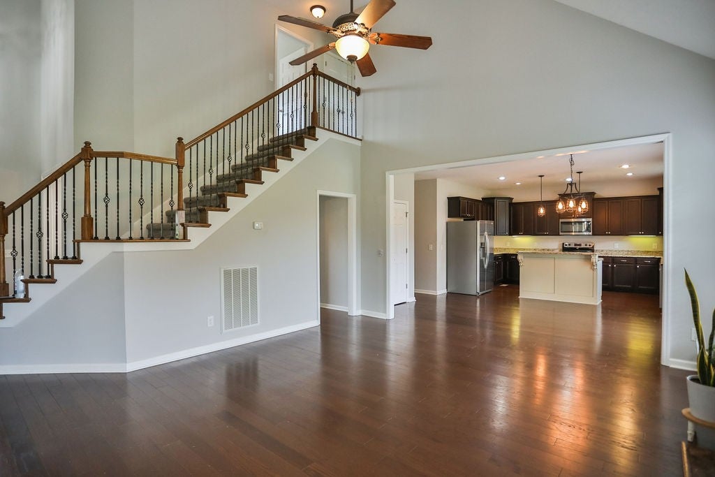 112 Myrtlewood Ln