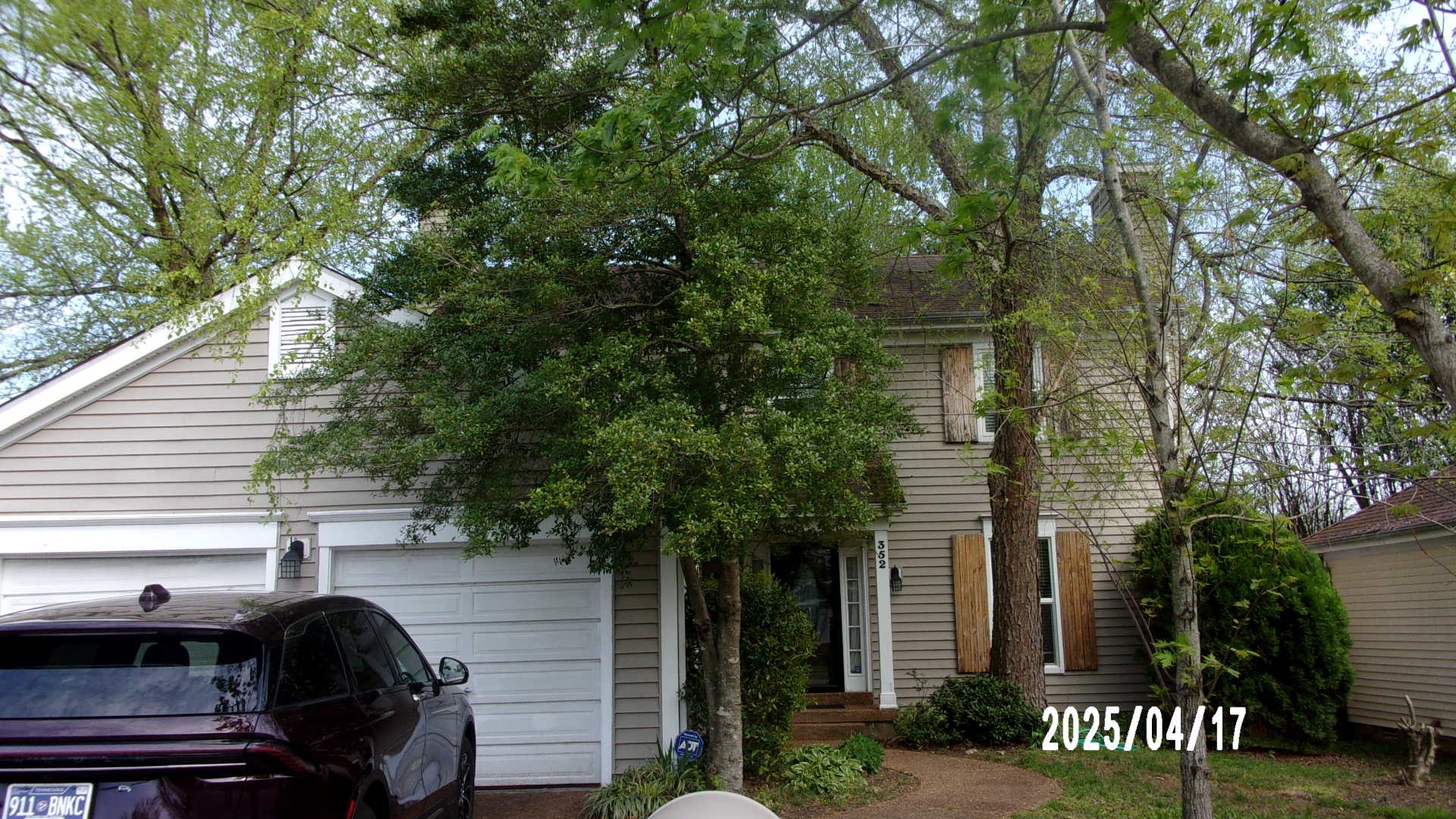 352 N Birchwood Dr