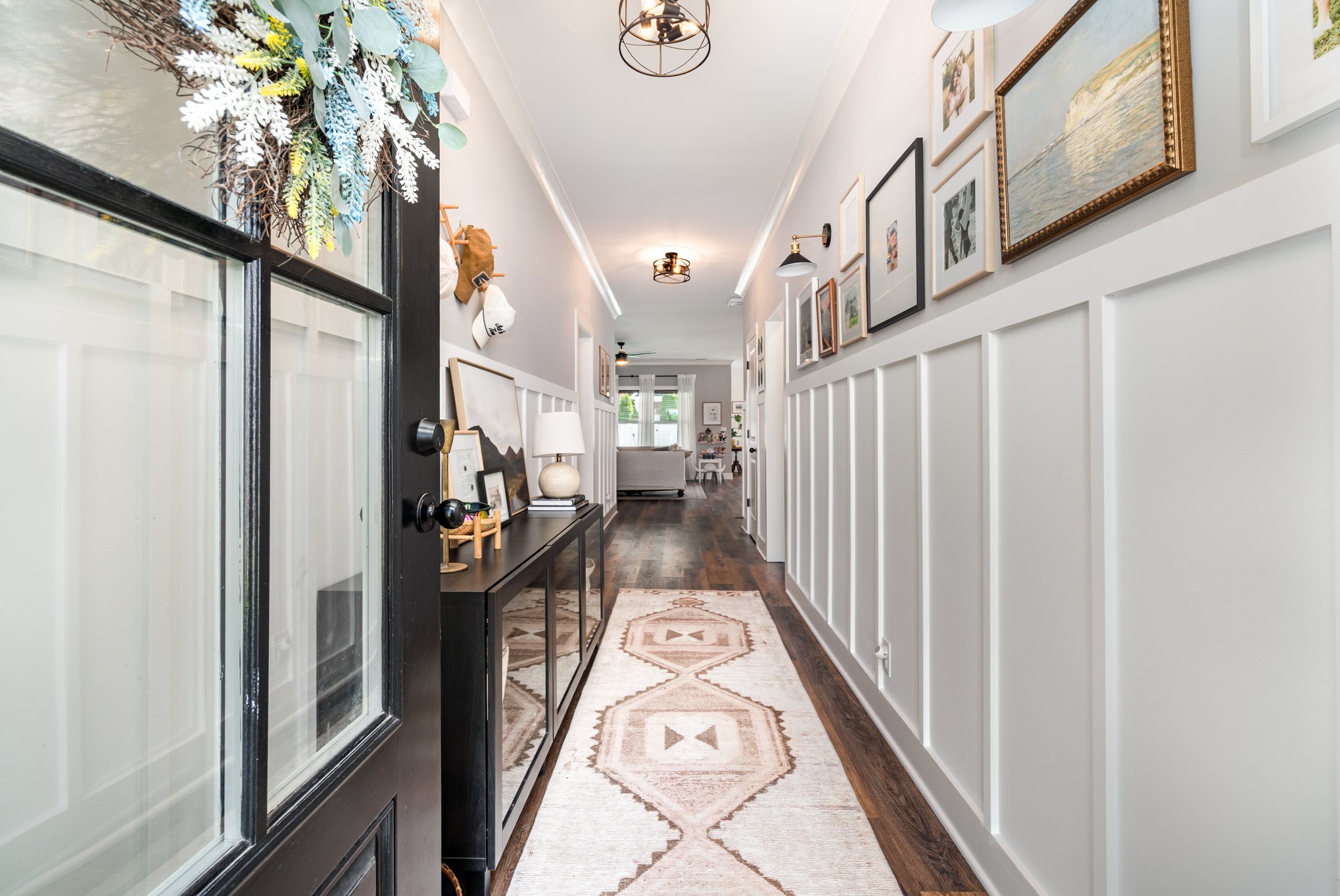611 Gallant Way