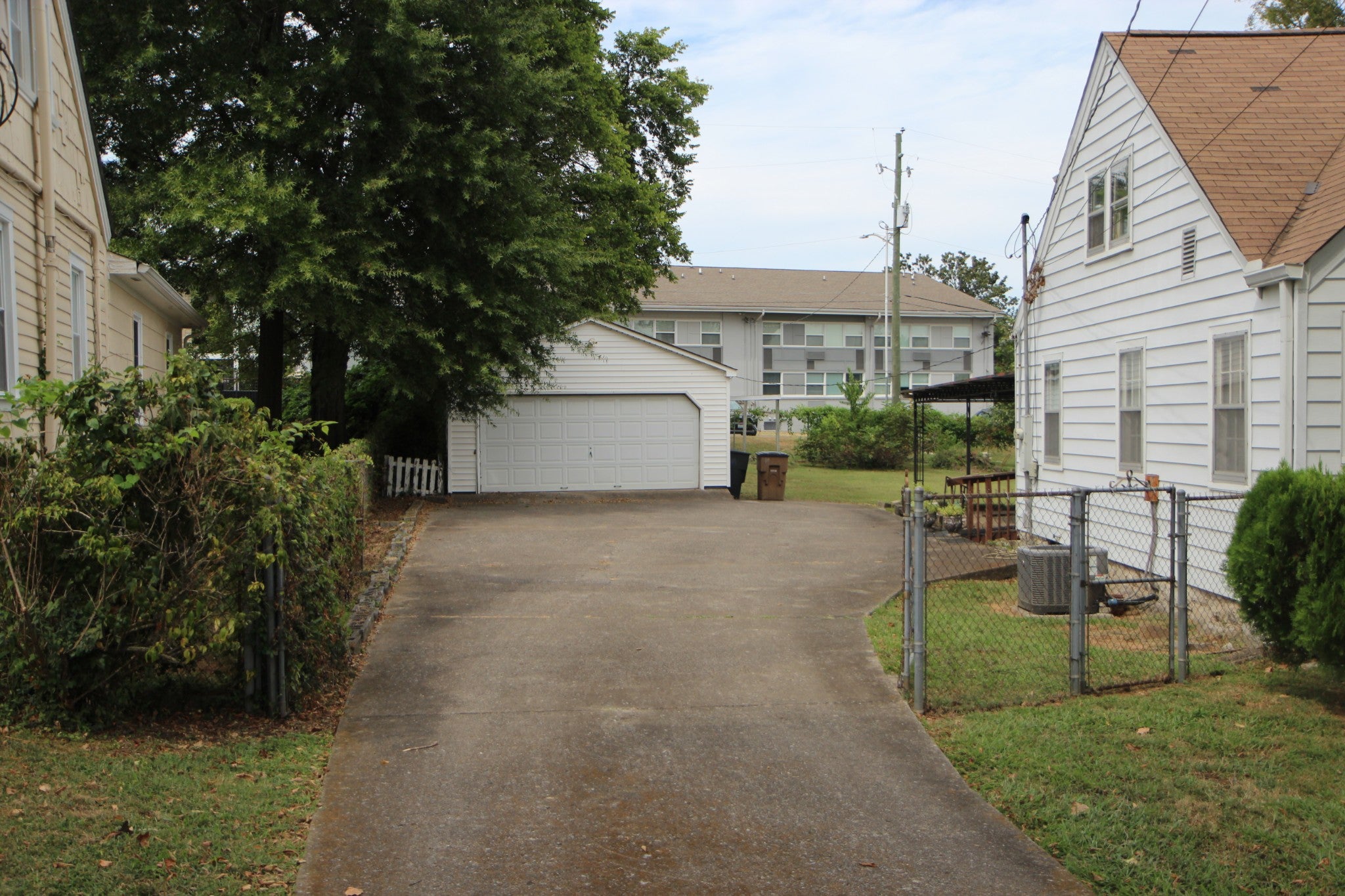 831 Dewees Ave