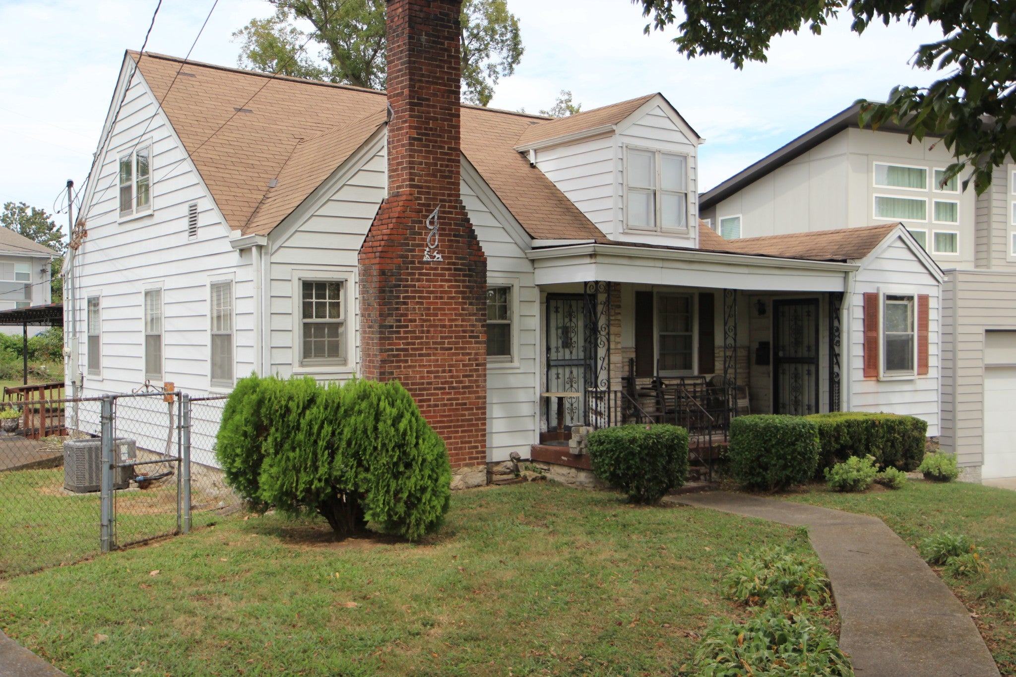 831 Dewees Ave