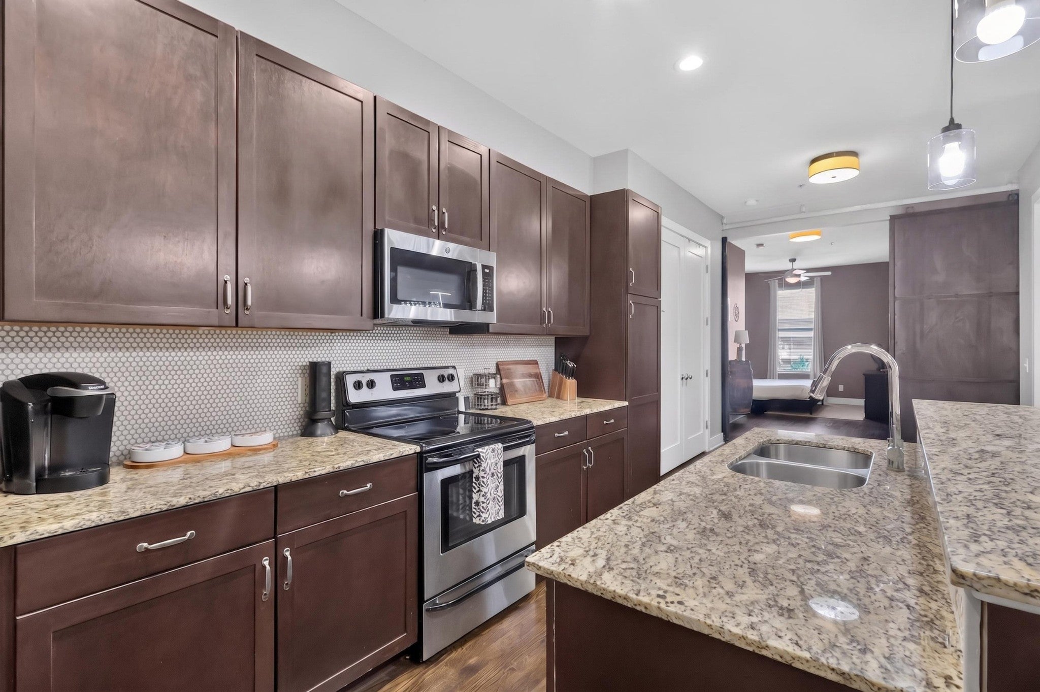 210 30th Ave N 309