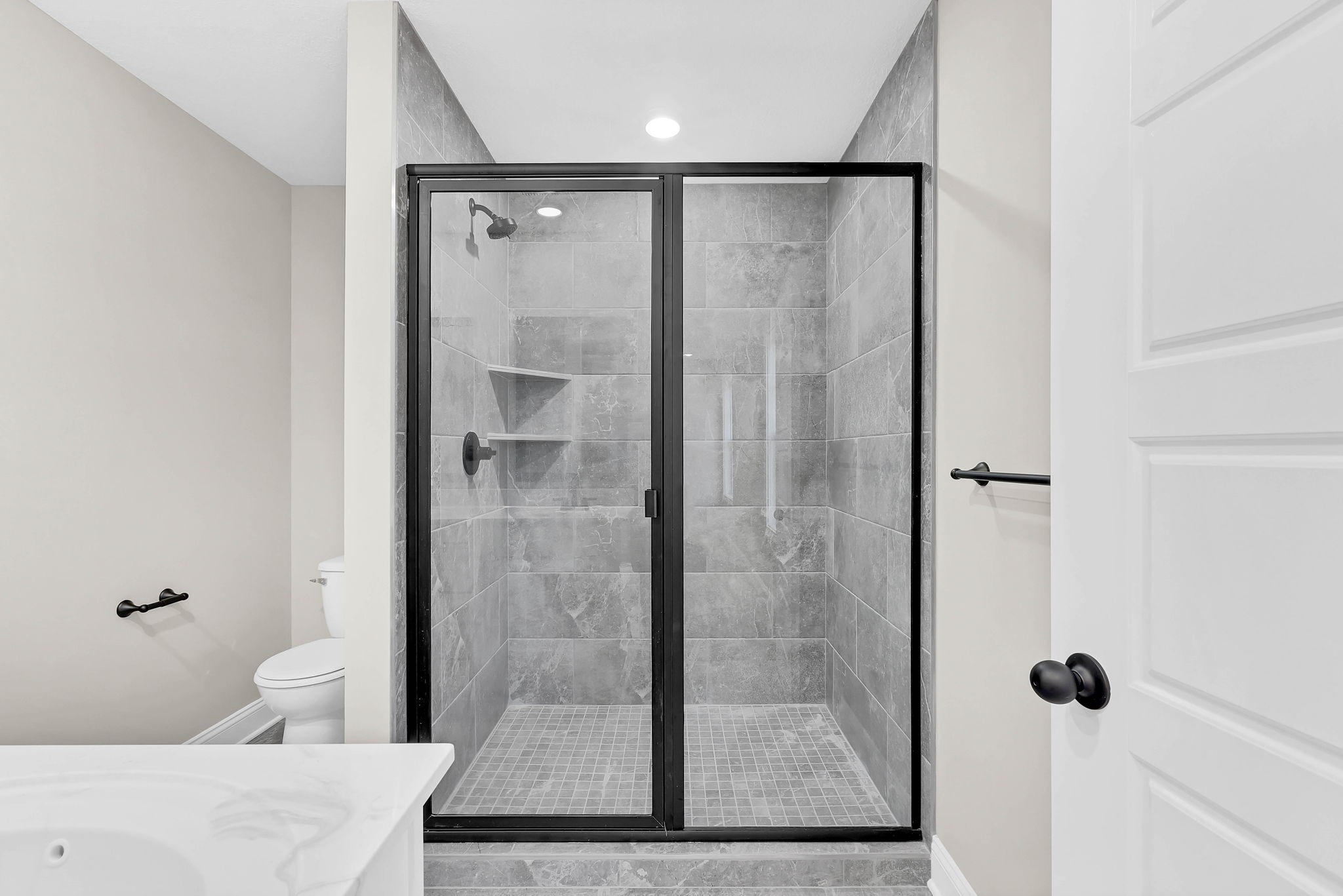 Clarksville, Tennessee 37042, United States, 3 Bedrooms Bedrooms, ,2 BathroomsBathrooms,Residential,Active,203608