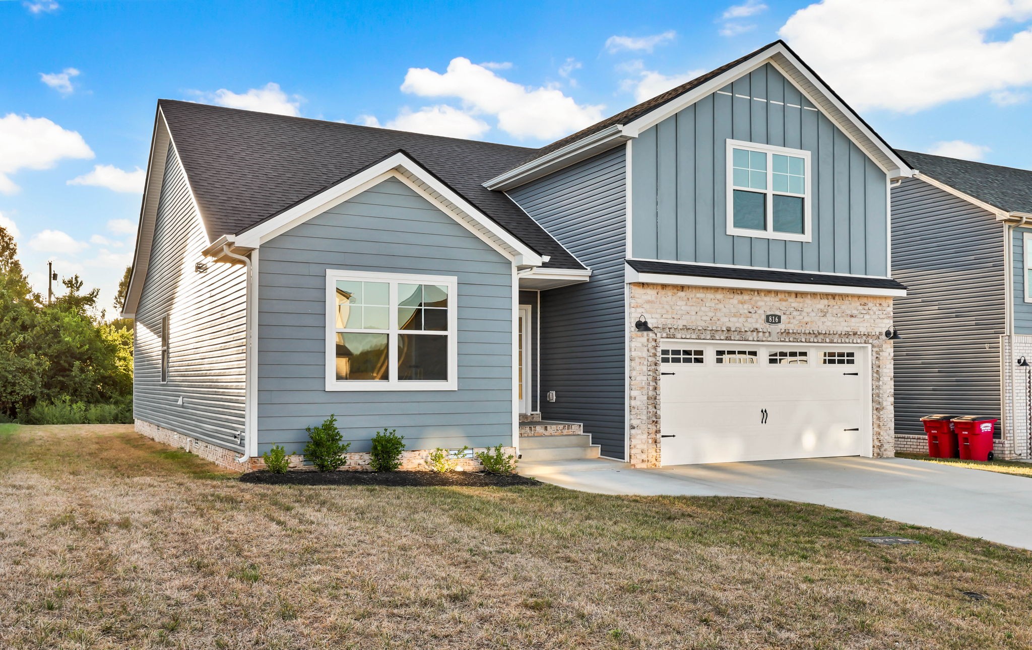 Clarksville, Tennessee 37042, United States, 3 Bedrooms Bedrooms, ,2 BathroomsBathrooms,Residential,Active,203608