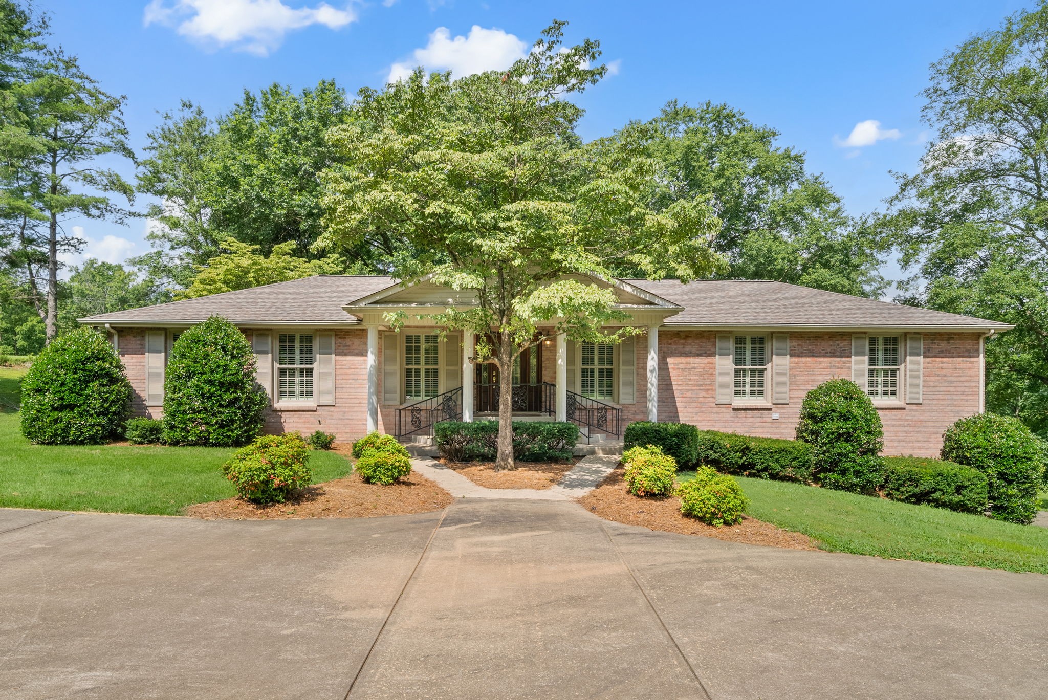 124 Ussery Rd