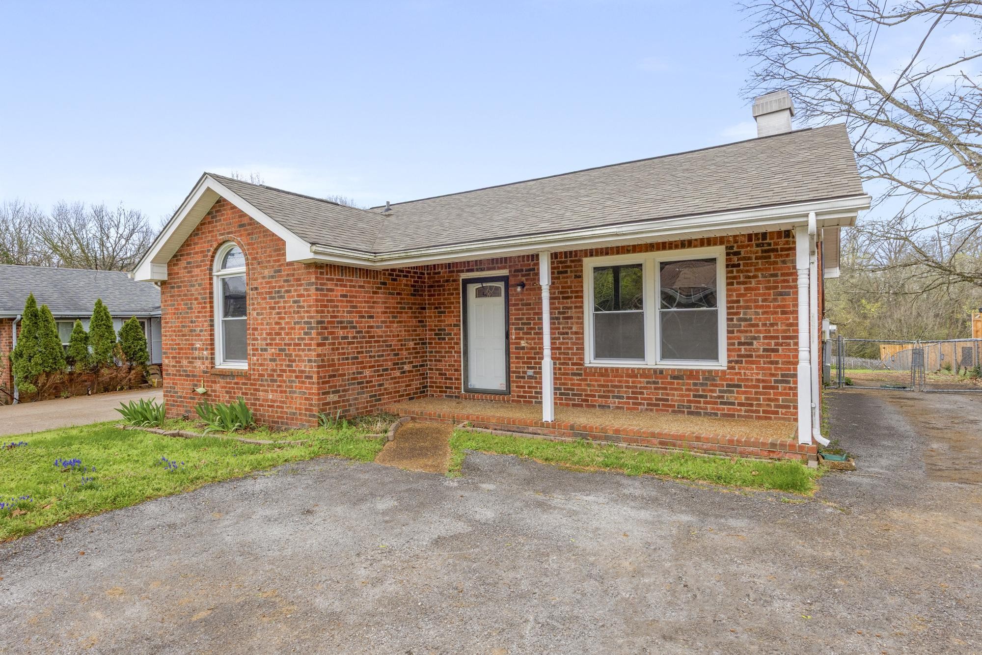 1212 Idlewild Pl