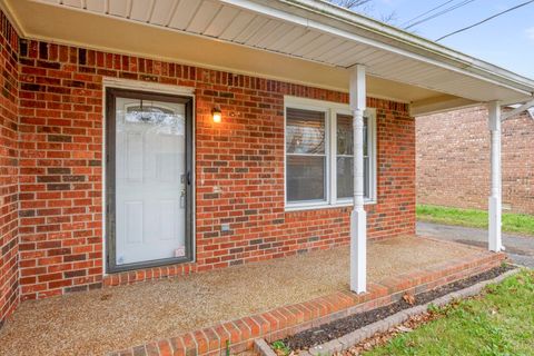 Photo of 1212 Idlewild Pl, Madison, TN 37115 (MLS # 3186770)