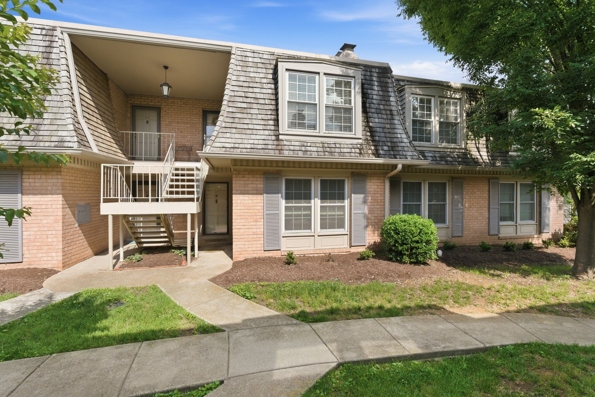 3000 Hillsboro Pike 71