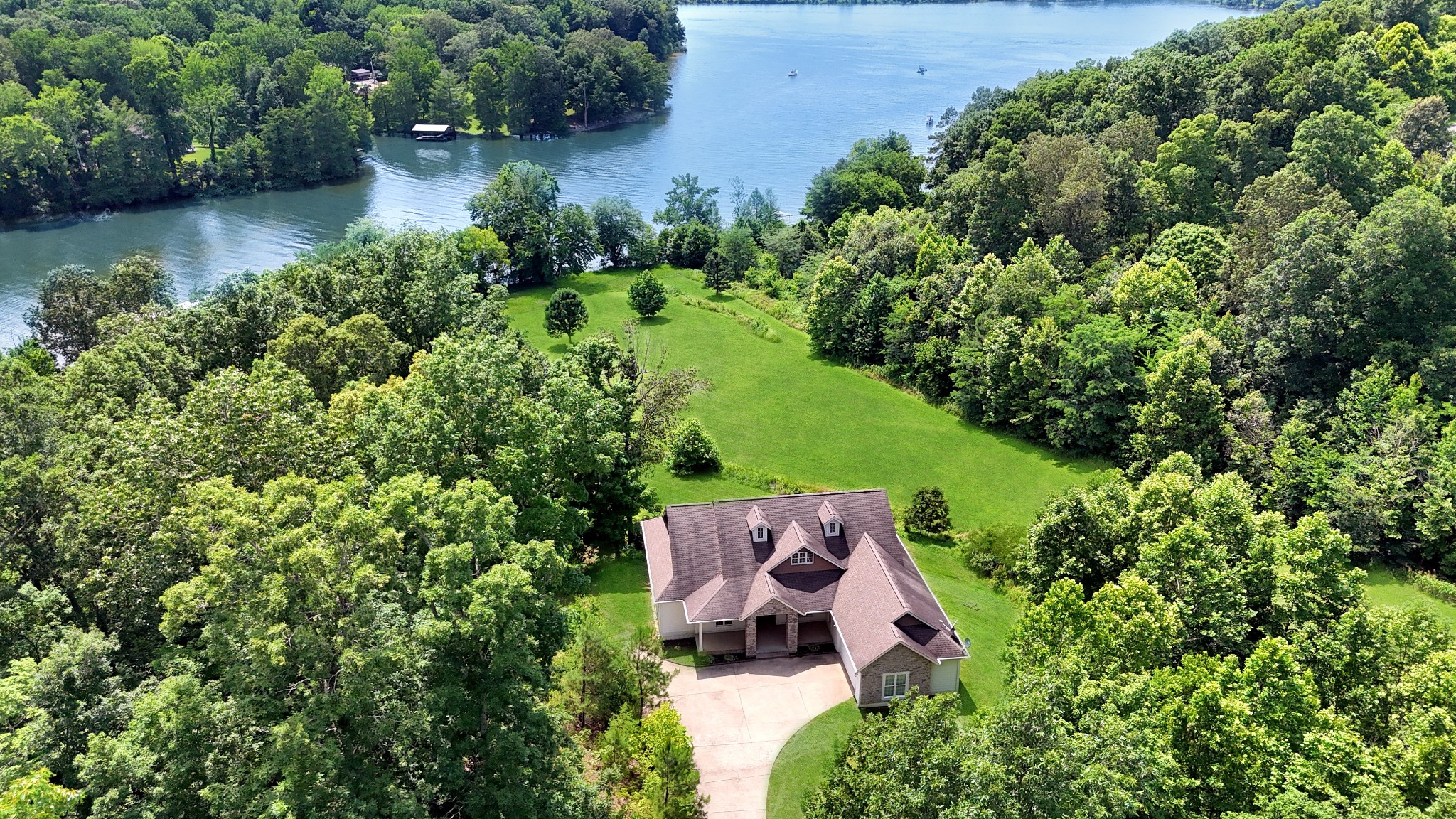 295 Kipling Circle S