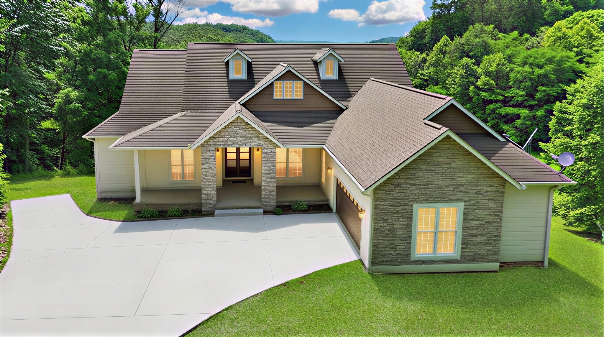 295 Kipling Circle S