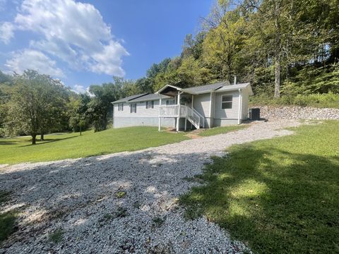 2184 Apple Hill Rd Lynnville TN 38472