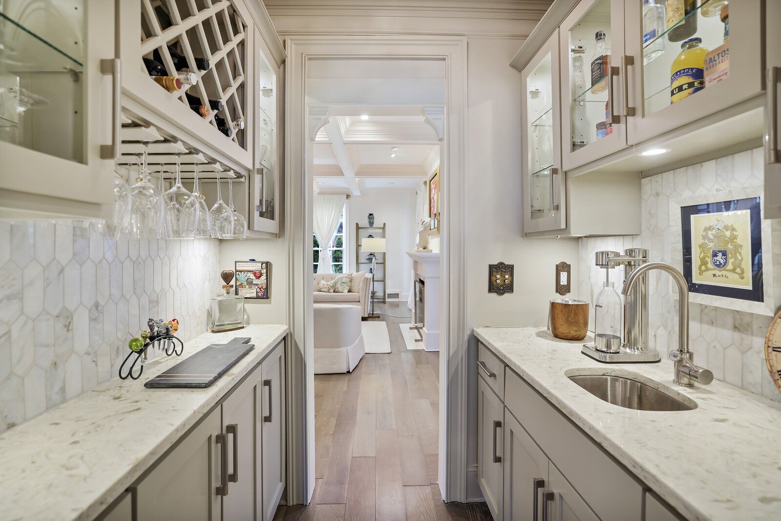 Nashville, Tennessee, 37215, United States, 5 Bedrooms Bedrooms, ,7 BathroomsBathrooms,Residential,Active,2034249