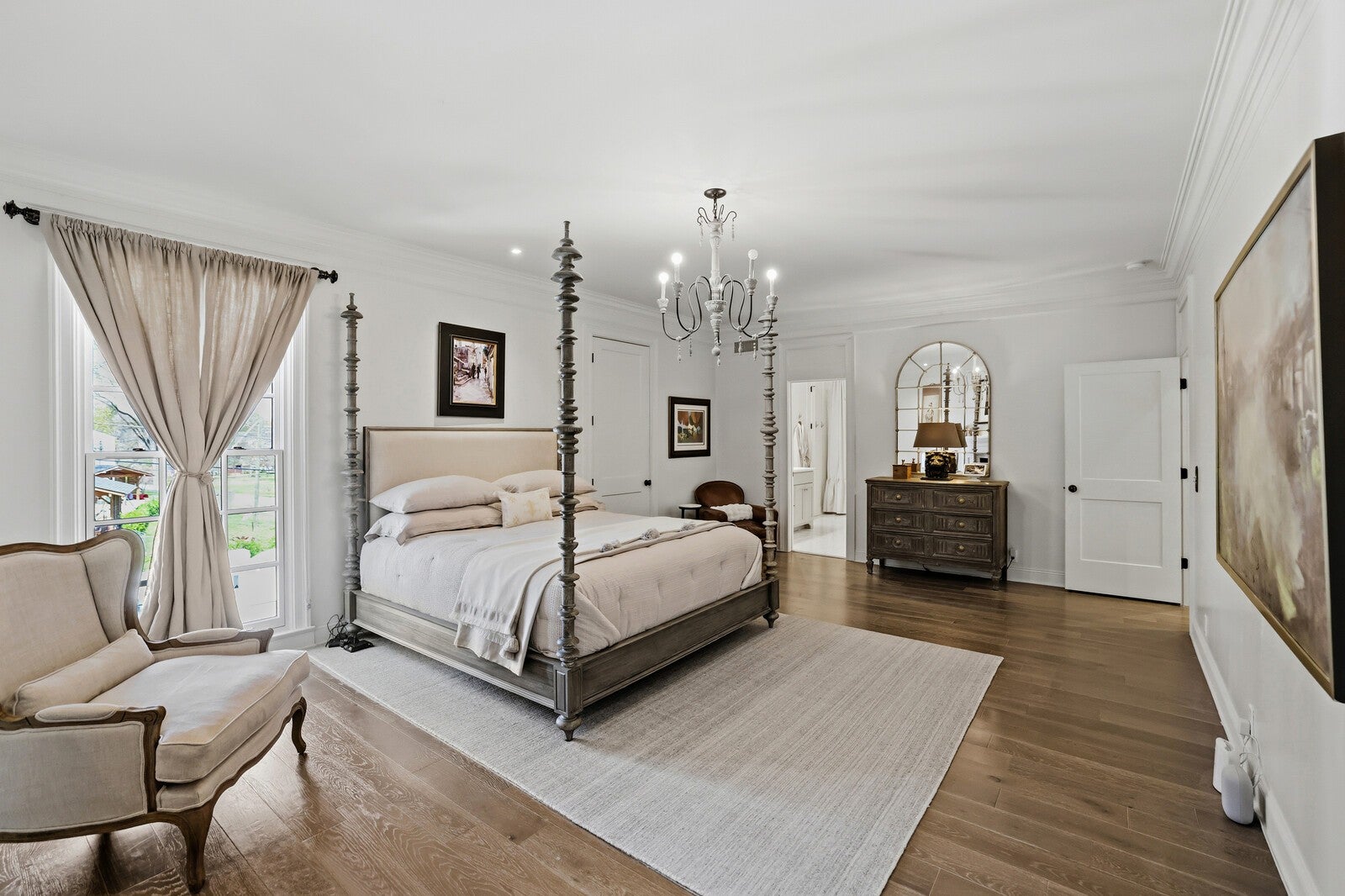 Nashville, Tennessee, 37215, United States, 5 Bedrooms Bedrooms, ,7 BathroomsBathrooms,Residential,Active,2034249