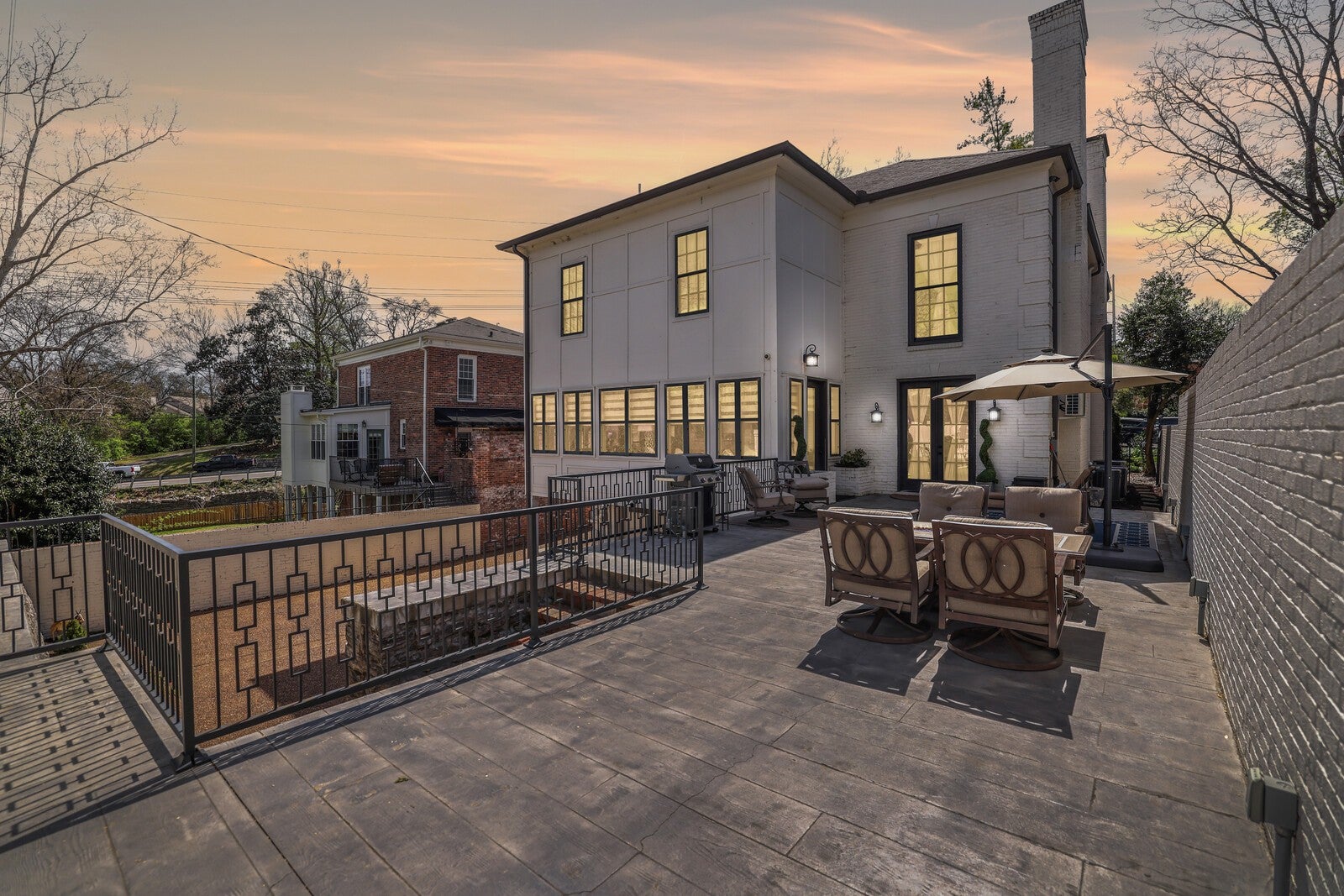 Nashville, Tennessee, 37215, United States, 5 Bedrooms Bedrooms, ,7 BathroomsBathrooms,Residential,Active,2034249