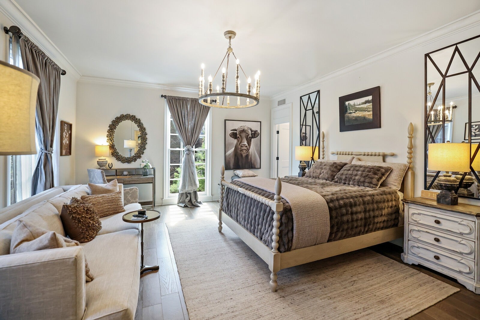 Nashville, Tennessee, 37215, United States, 5 Bedrooms Bedrooms, ,7 BathroomsBathrooms,Residential,Active,2034249