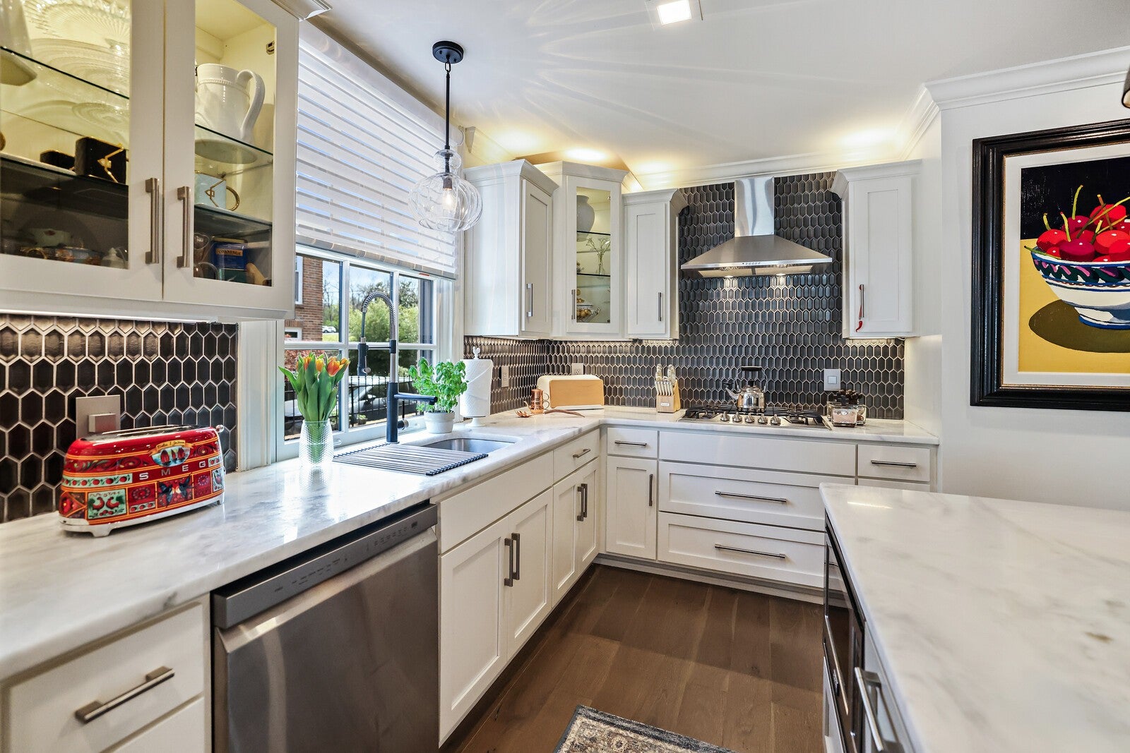 Nashville, Tennessee, 37215, United States, 5 Bedrooms Bedrooms, ,7 BathroomsBathrooms,Residential,Active,2034249