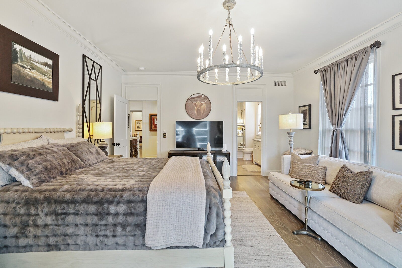 Nashville, Tennessee, 37215, United States, 5 Bedrooms Bedrooms, ,7 BathroomsBathrooms,Residential,Active,2034249