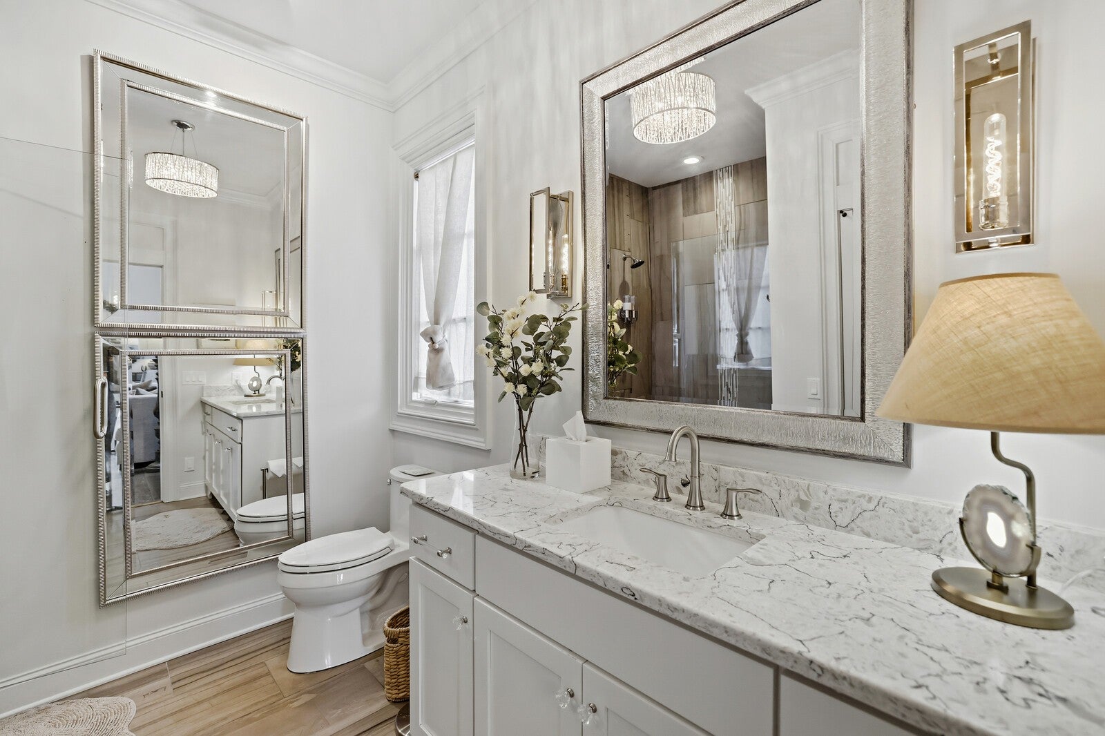 Nashville, Tennessee, 37215, United States, 5 Bedrooms Bedrooms, ,7 BathroomsBathrooms,Residential,Active,2034249
