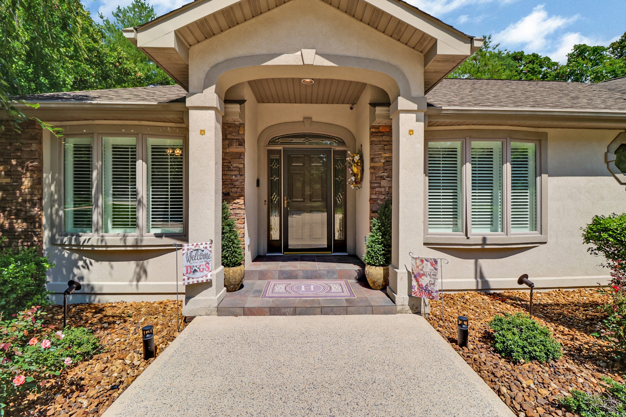 44 Inwood Ct