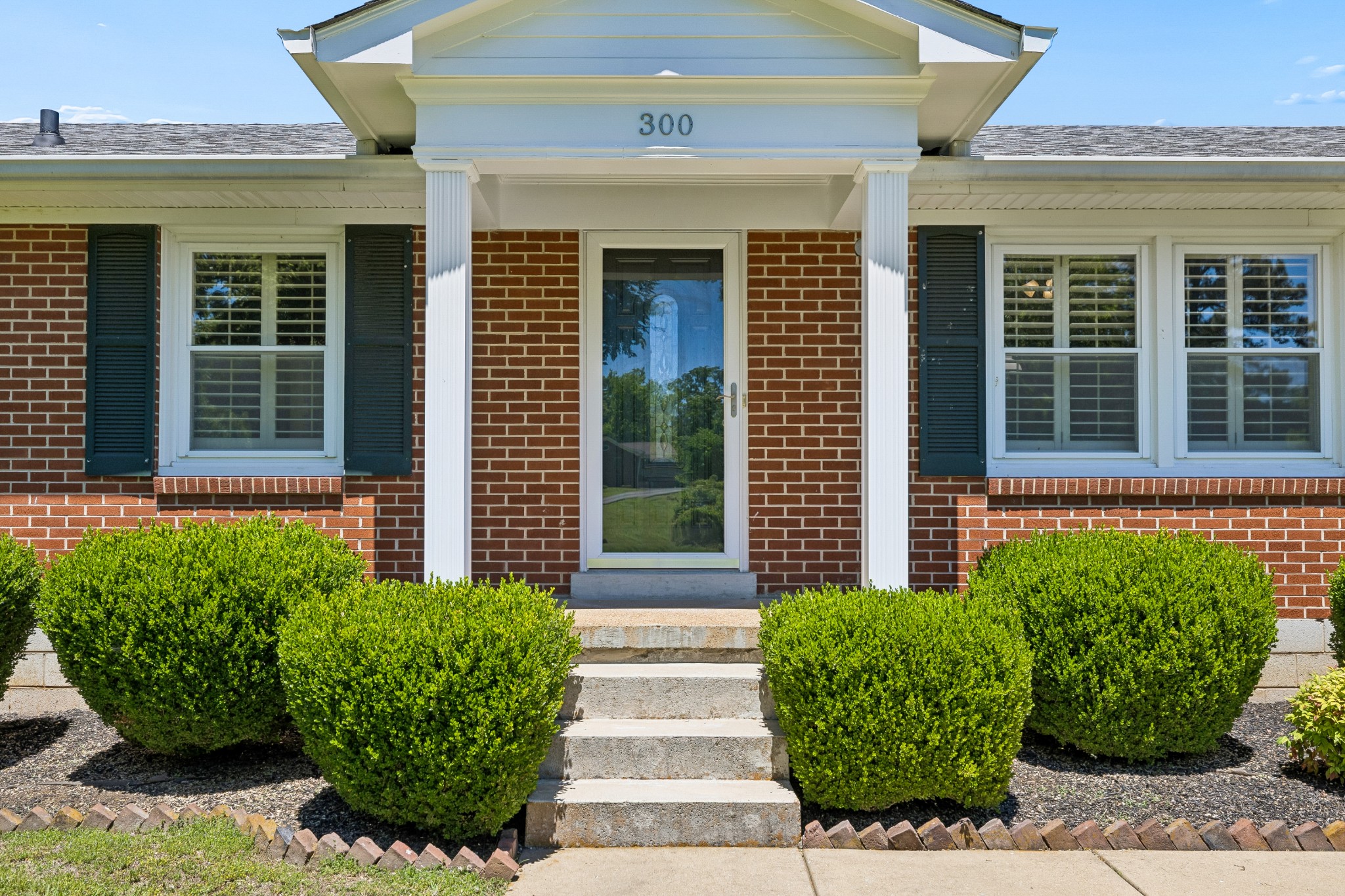 300 Woods Dr