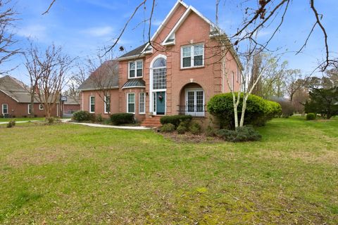 108 Albemarle Dr Tullahoma TN 37388