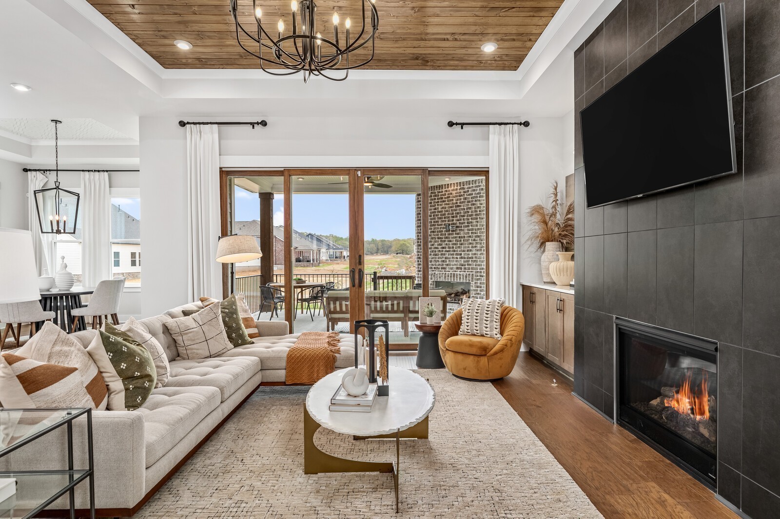 3360 Sarah Bee Lane