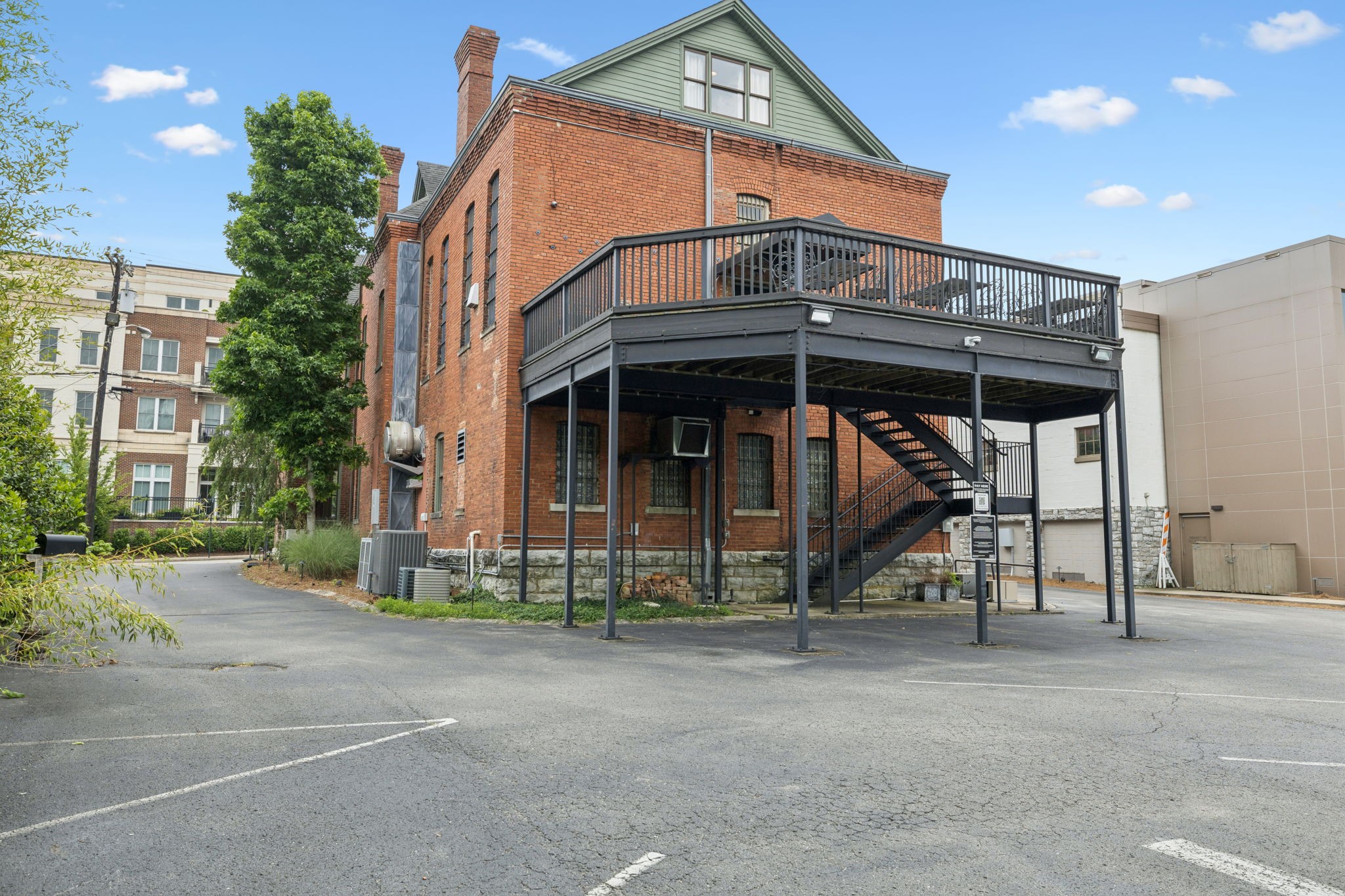 108 Bridge St