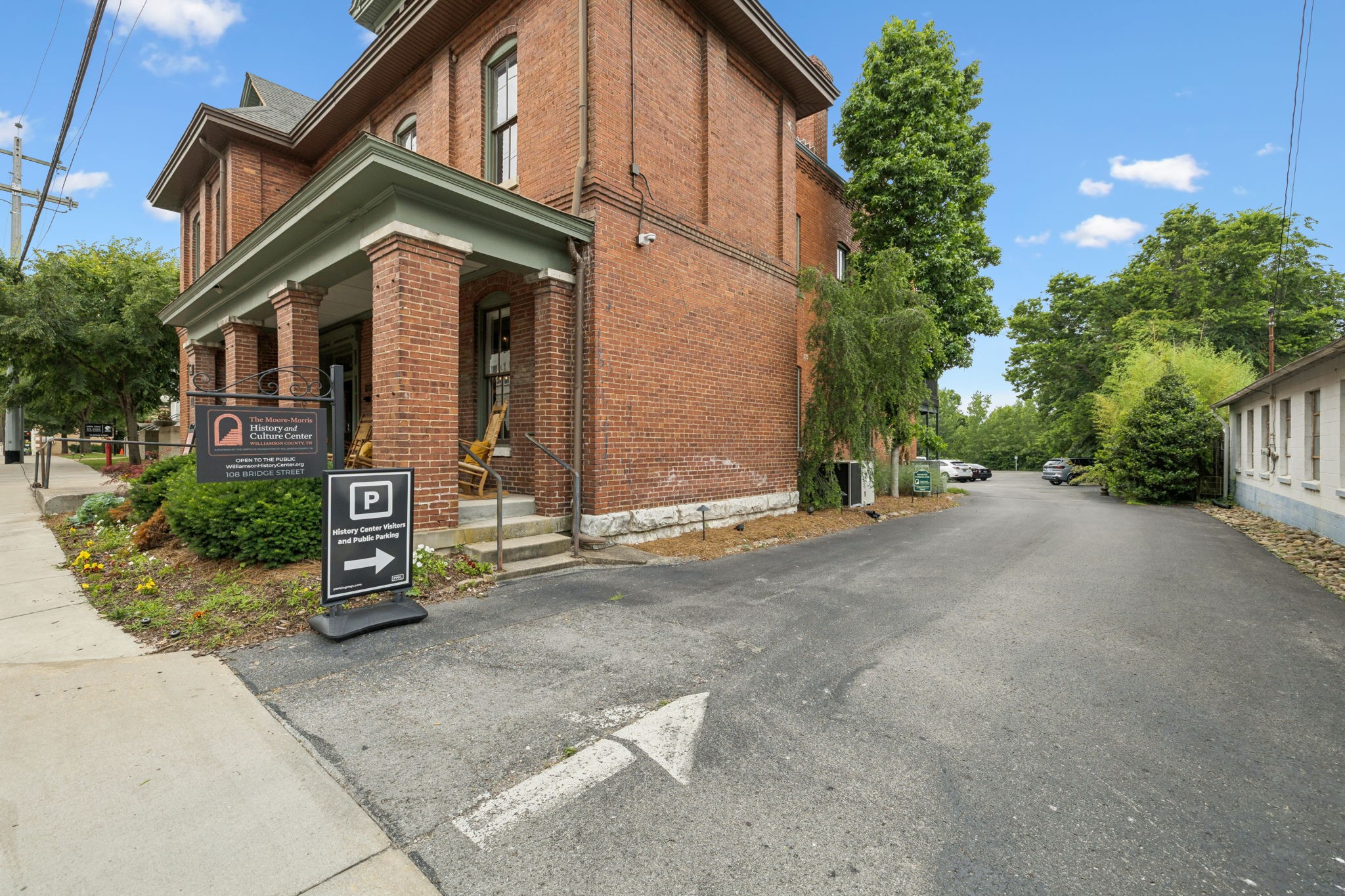 108 Bridge St