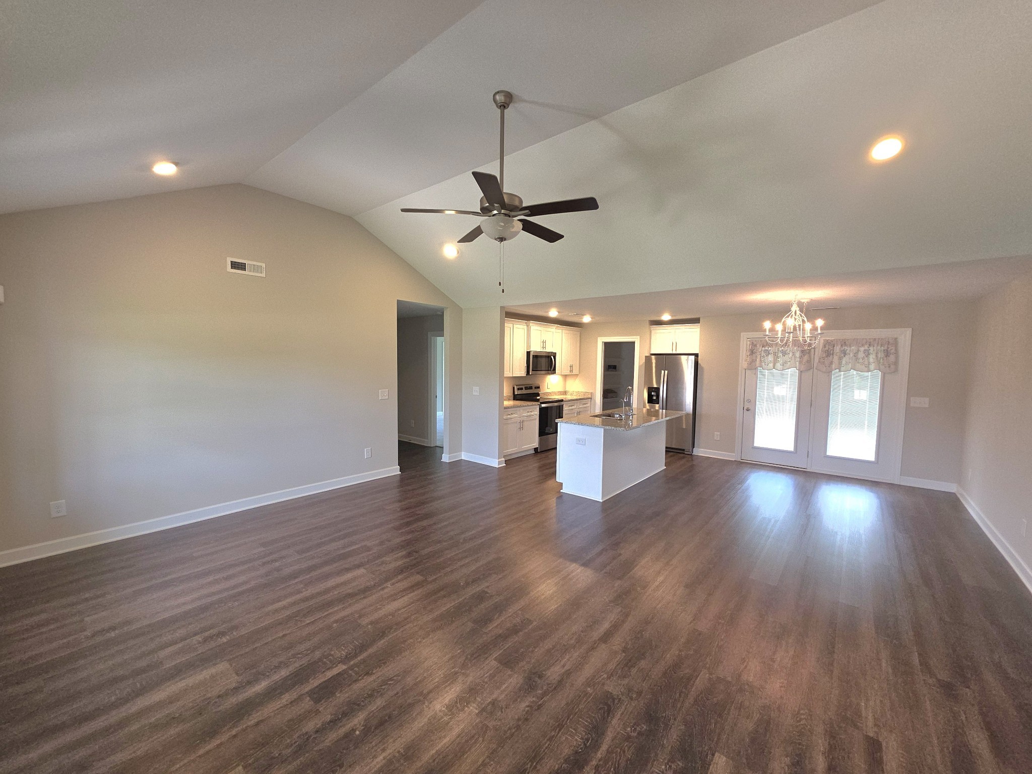 17 Pinnacle Point Ln