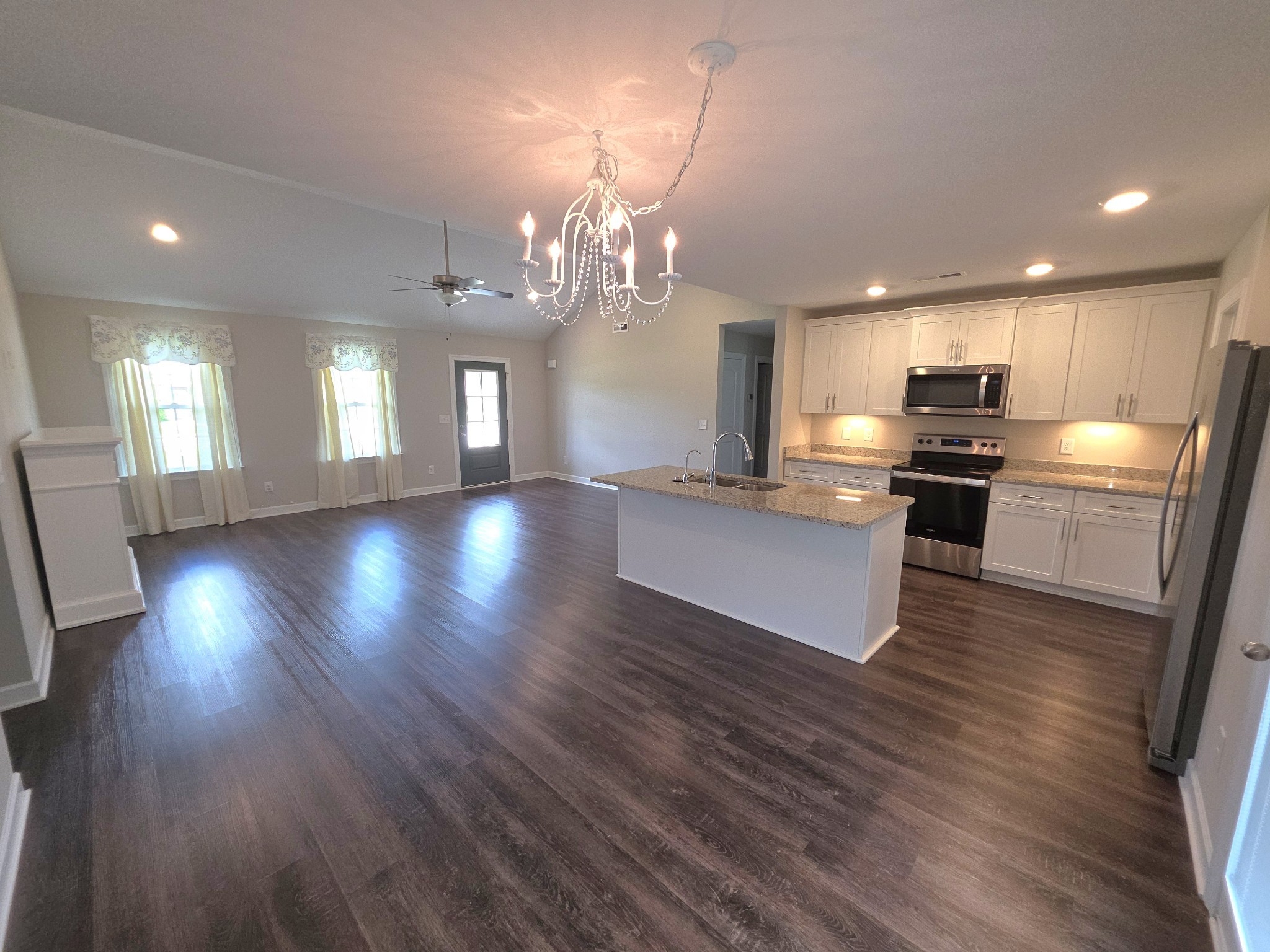 17 Pinnacle Point Ln