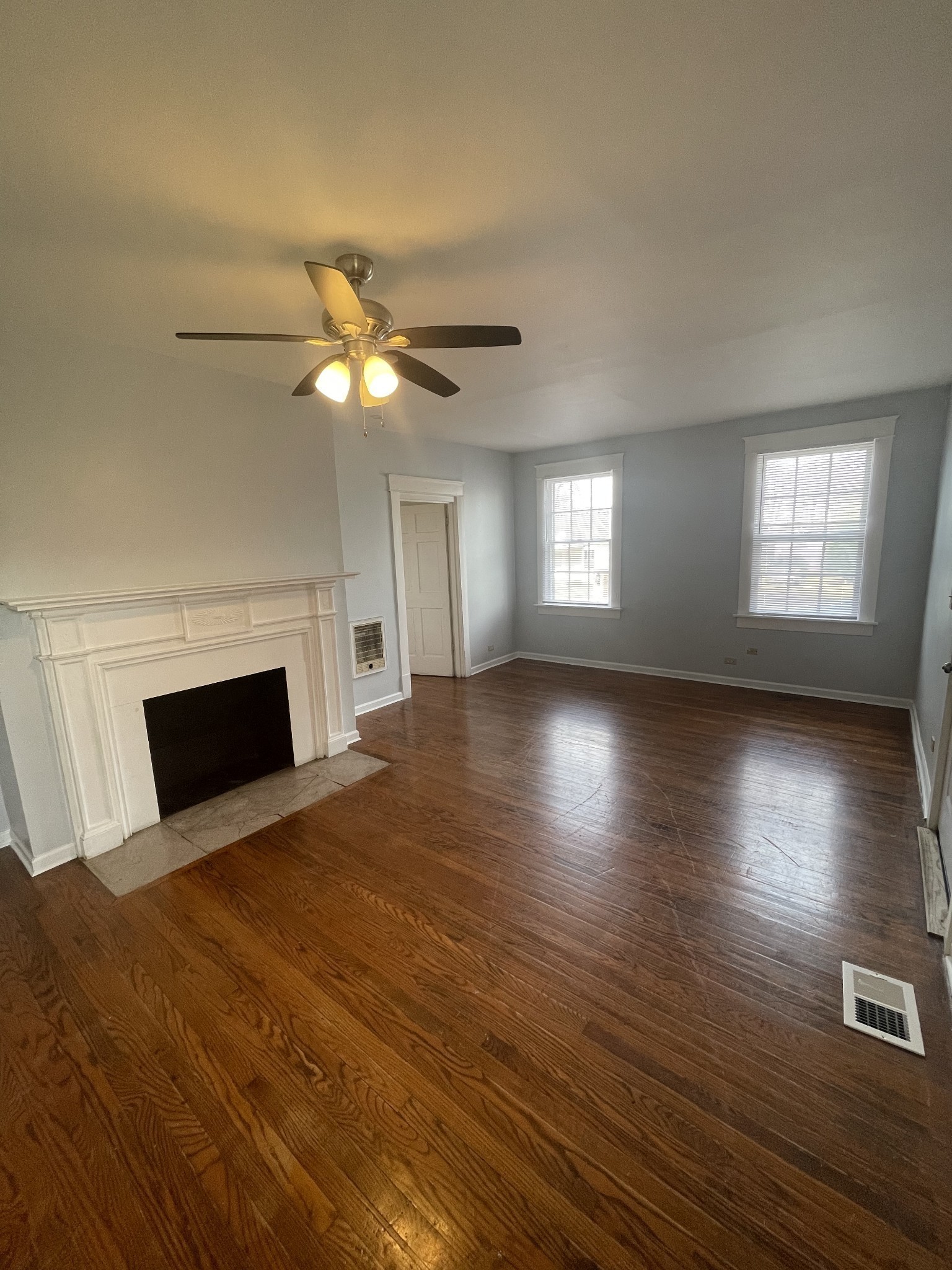 Photo 1 of 9 — 438 Battle Ave A, Murfreesboro, TN 37129