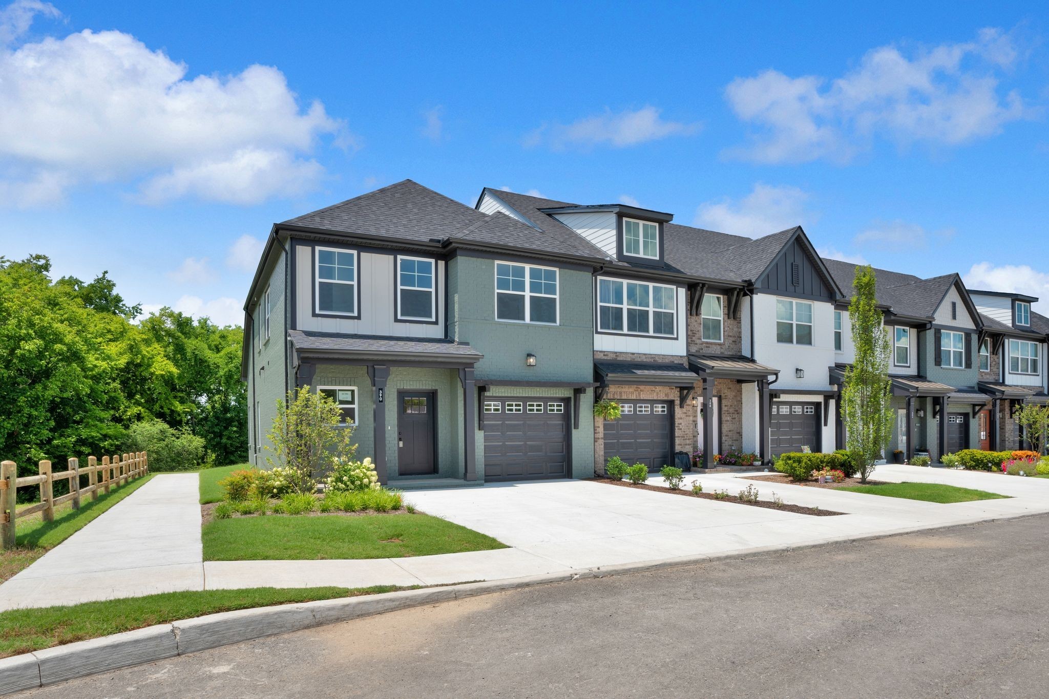 390 Twig Court