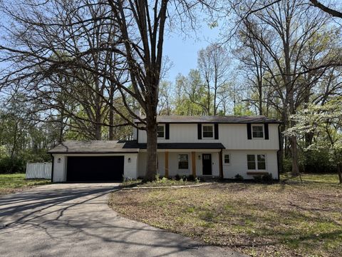 130 Wilkins Dr Tullahoma TN 37388