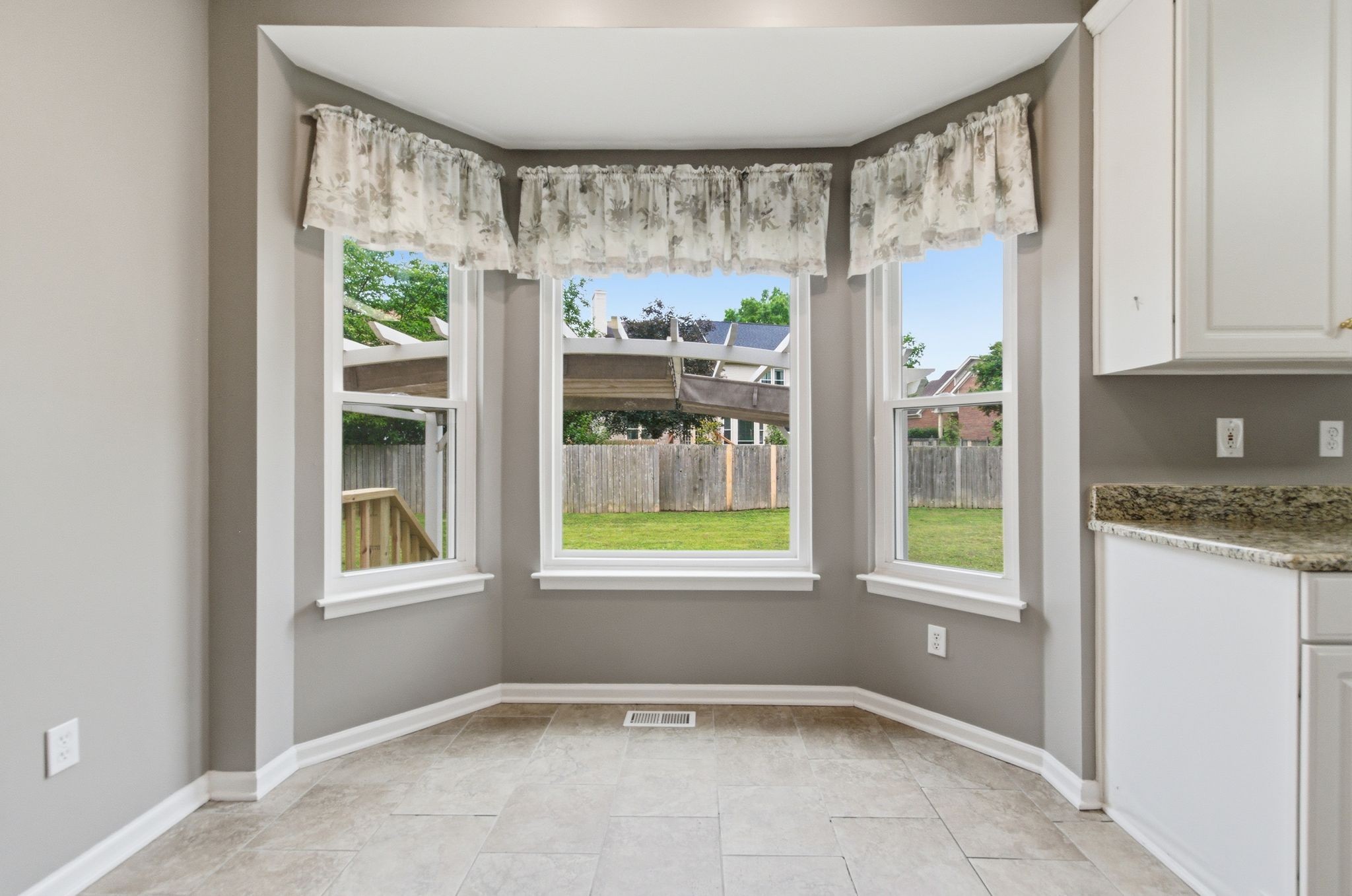 2409 Manderly Trl, Franklin TN 37069 4-bed home, photo 19 of 30