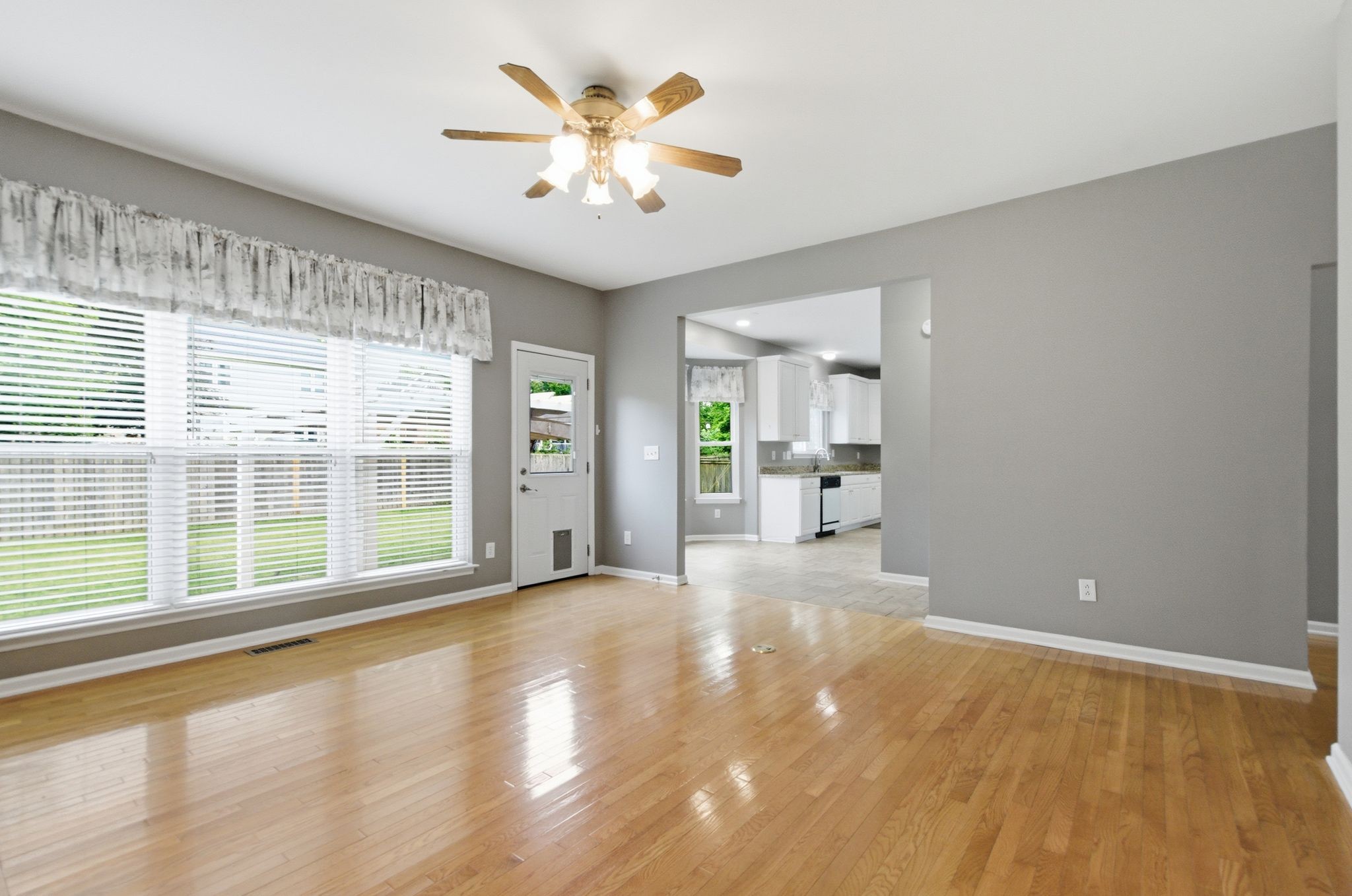2409 Manderly Trl, Franklin TN 37069 4-bed home, photo 16 of 30