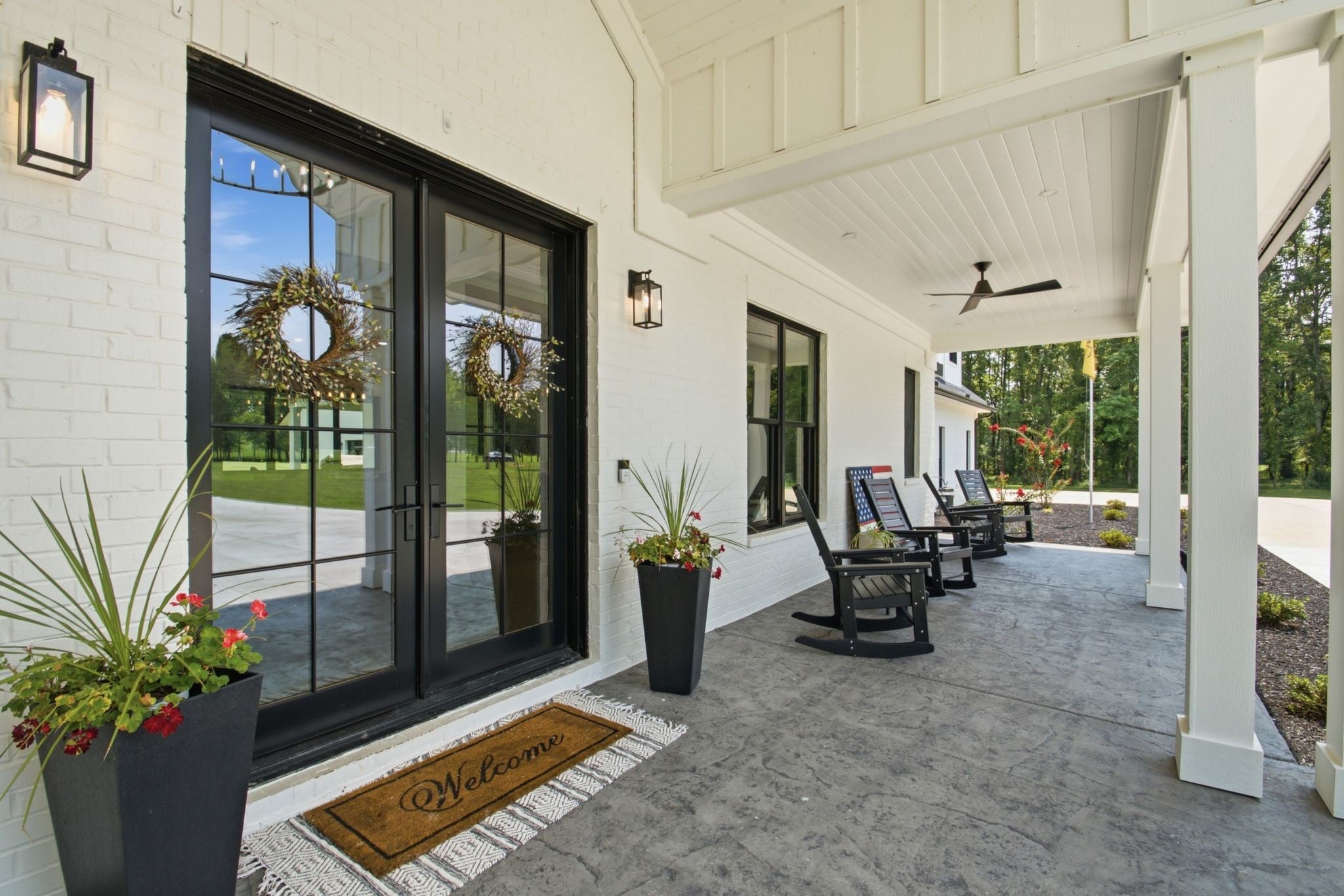 150 Scenic Cir