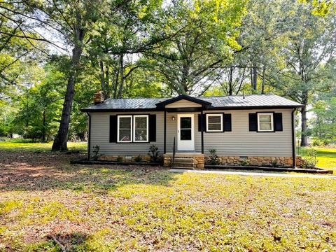 902 Cindy Hollow Rd Estill Springs TN 37330
