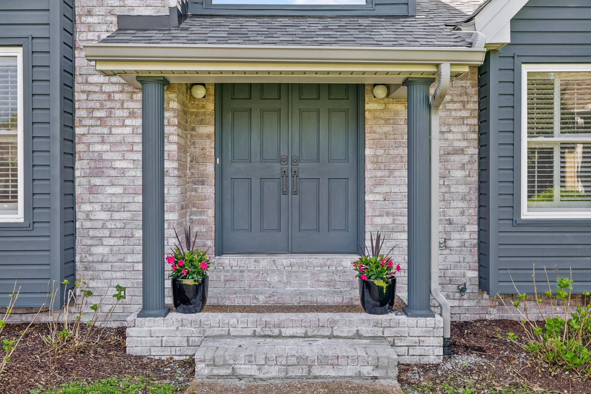 24 Belcaro Cir